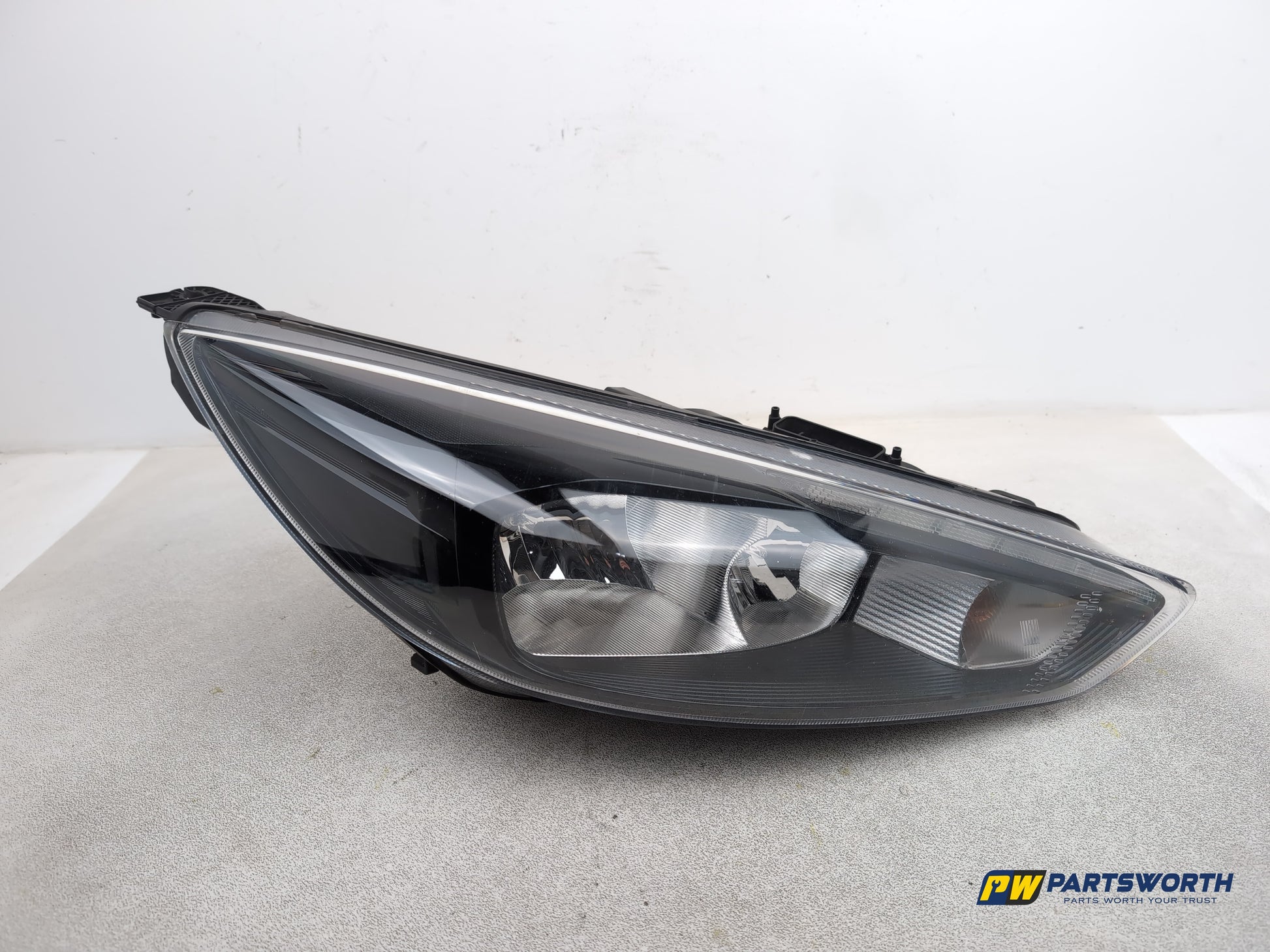 Headlamp RH 1