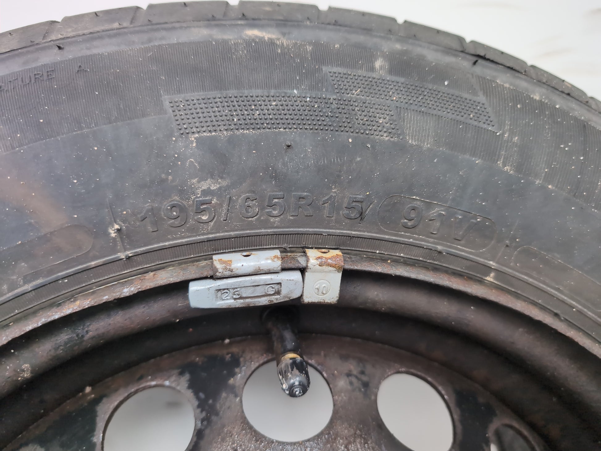 Renault Scenic Bizu Wheel With Tyre 195/65 R15 - photo 7