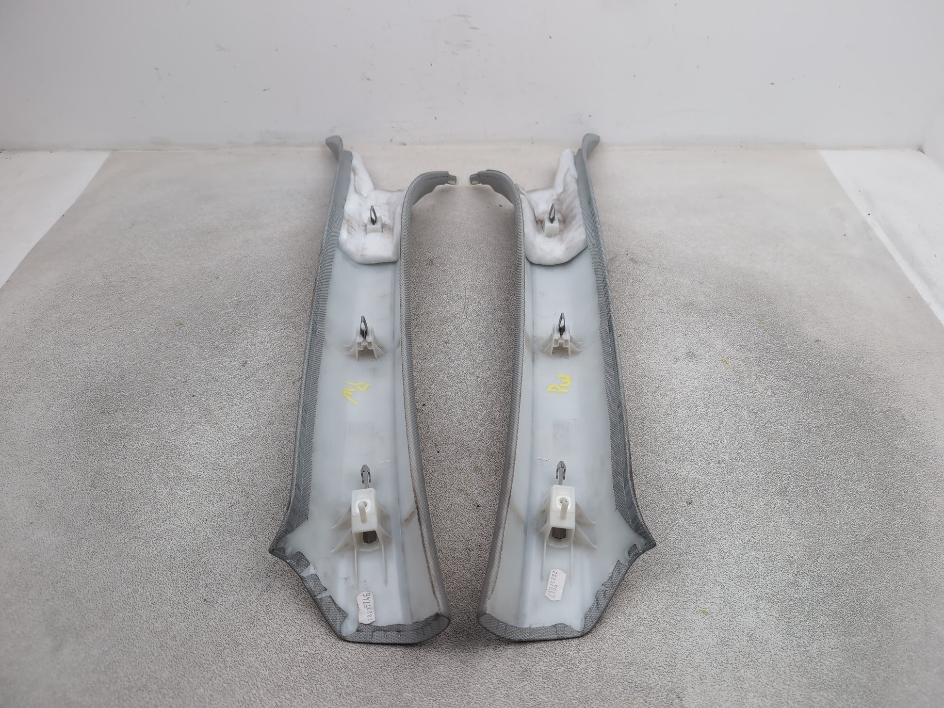 Pair Of Plastic A Pillar Trims 7