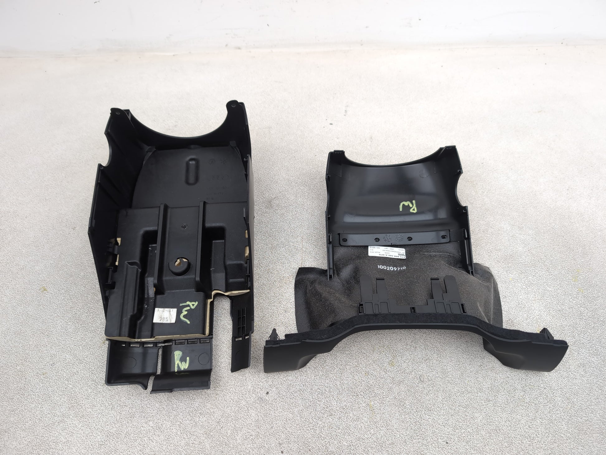 Steering Column Shroud Upper and Lower 7