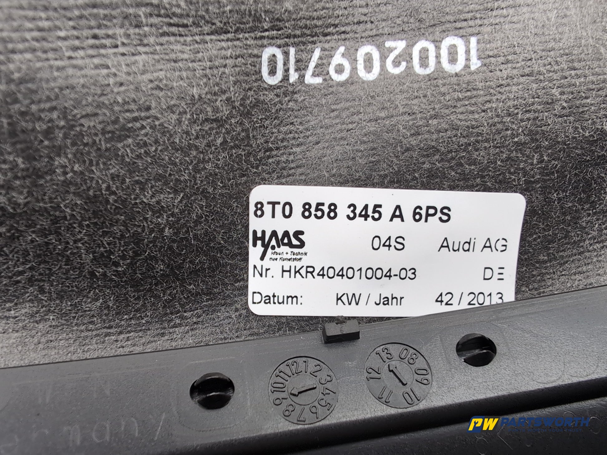 Steering Column Shroud Upper and Lower 8