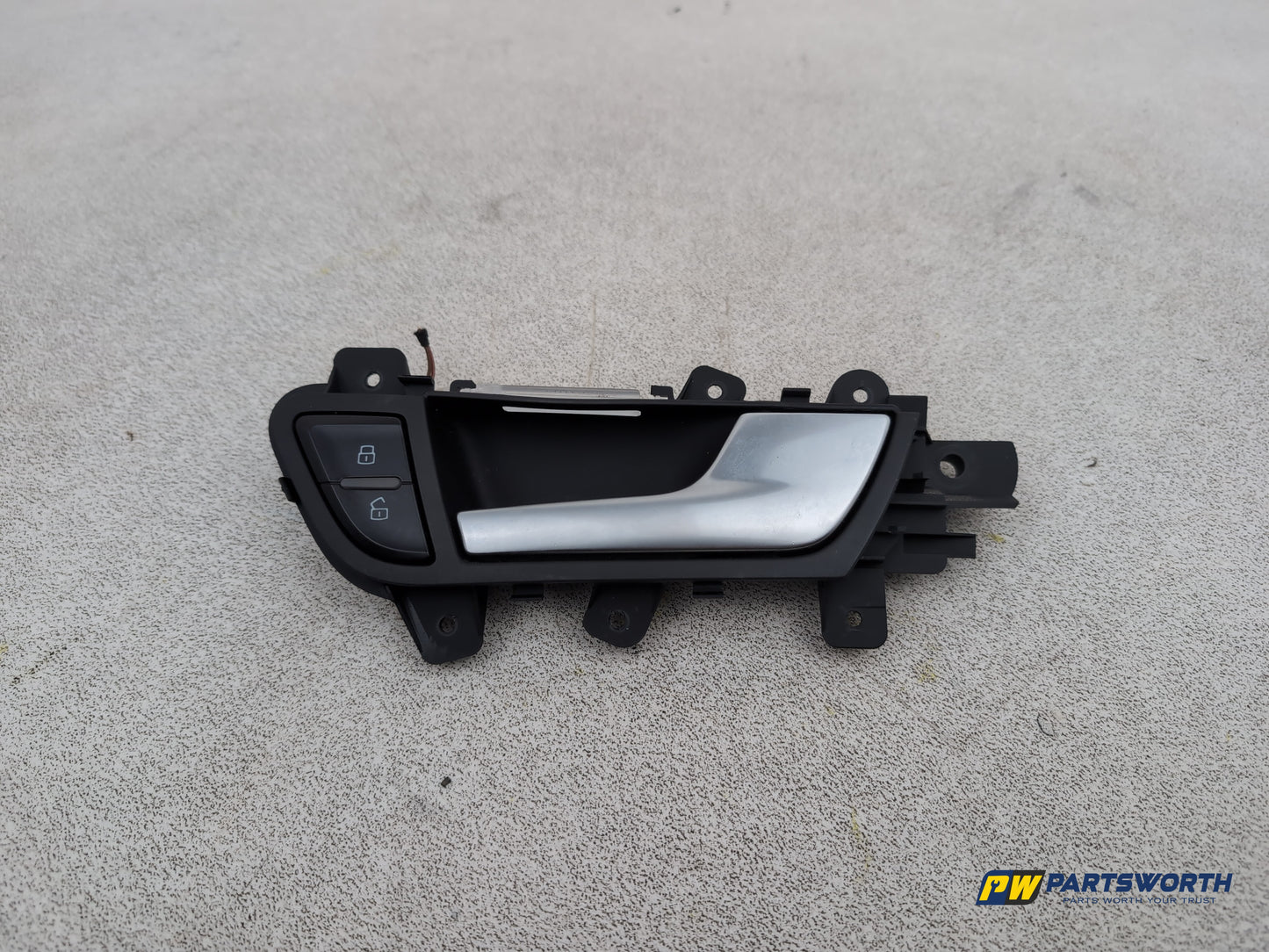 Door Handle Inner Release RH 1