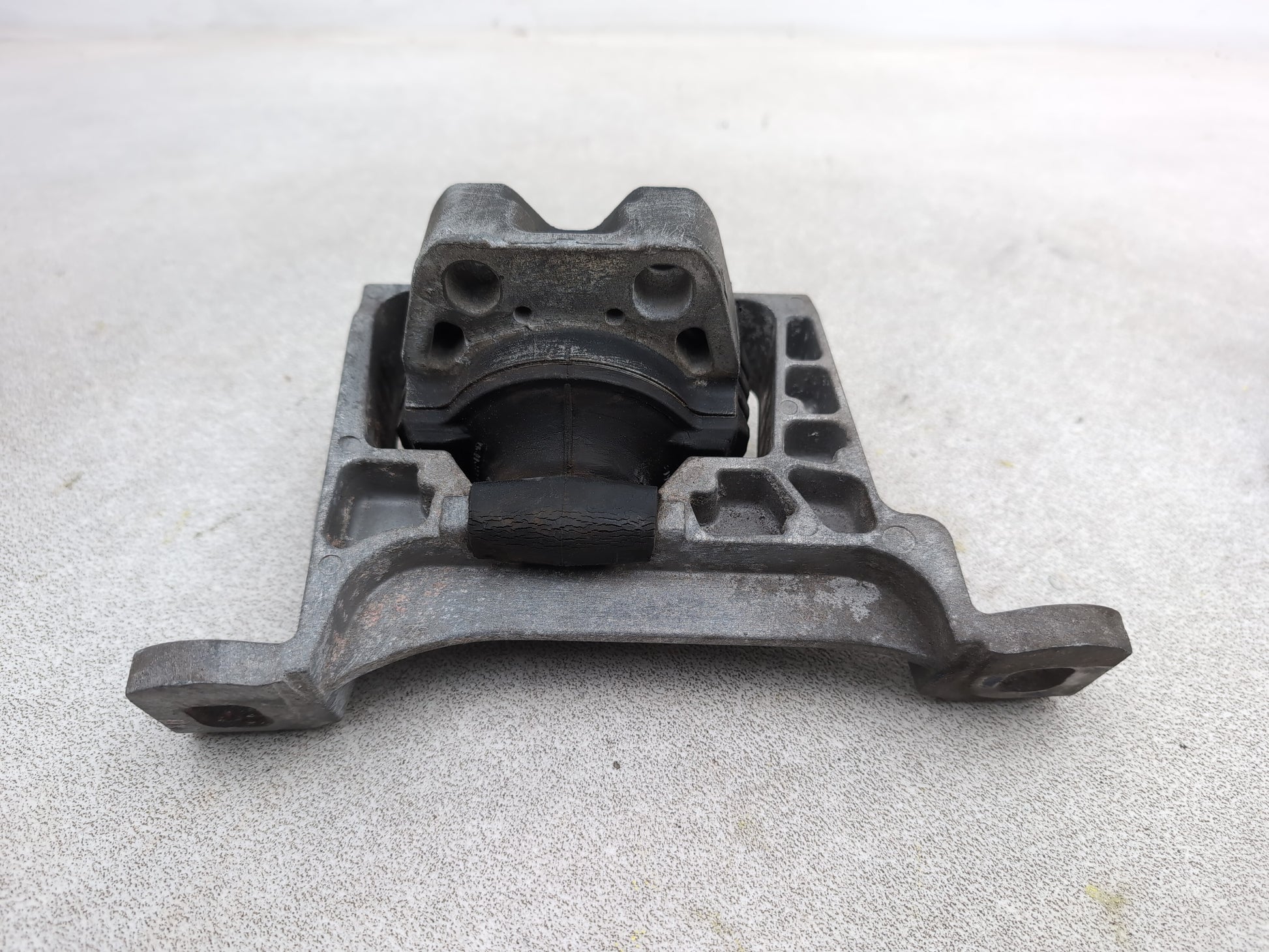 Set Of Engine Mounts LH + RH 7