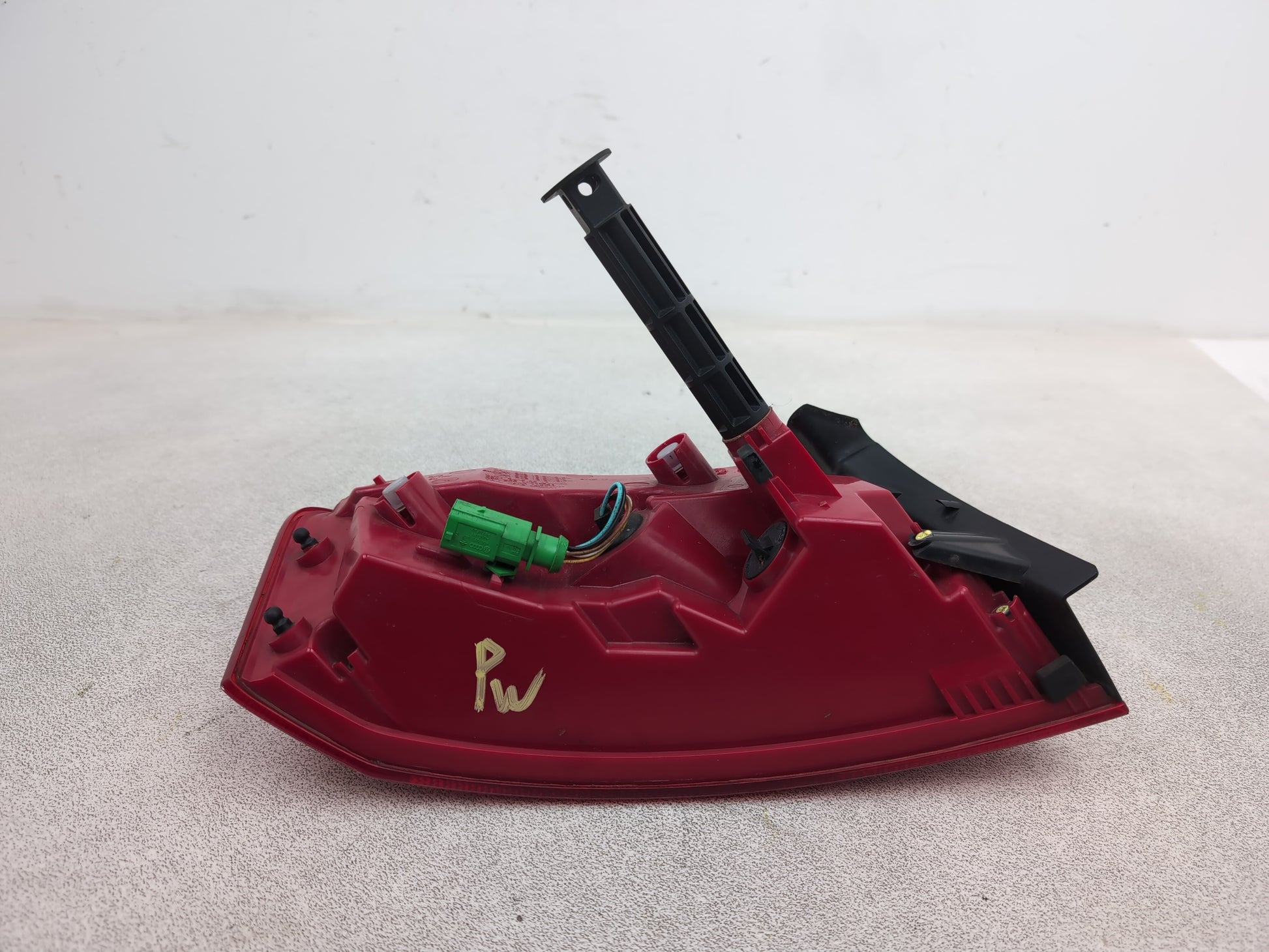 Lamp Assembly Rear RH 7
