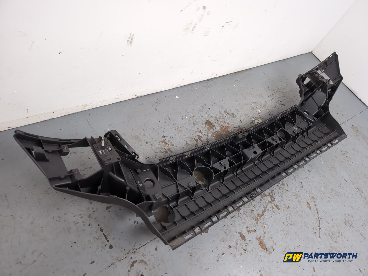 Bumper Rear Bracket RH 7