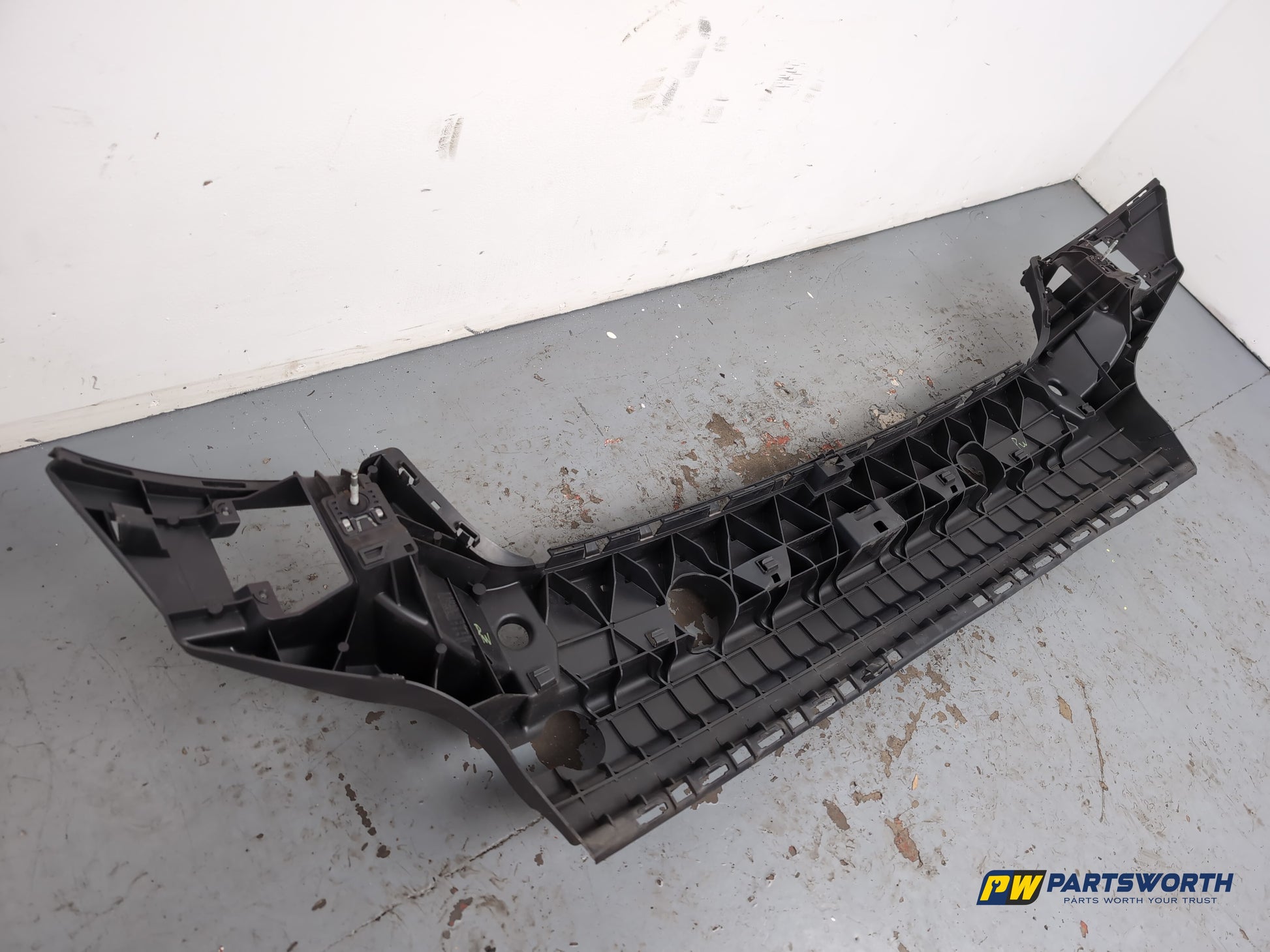 Bumper Rear Bracket RH 7