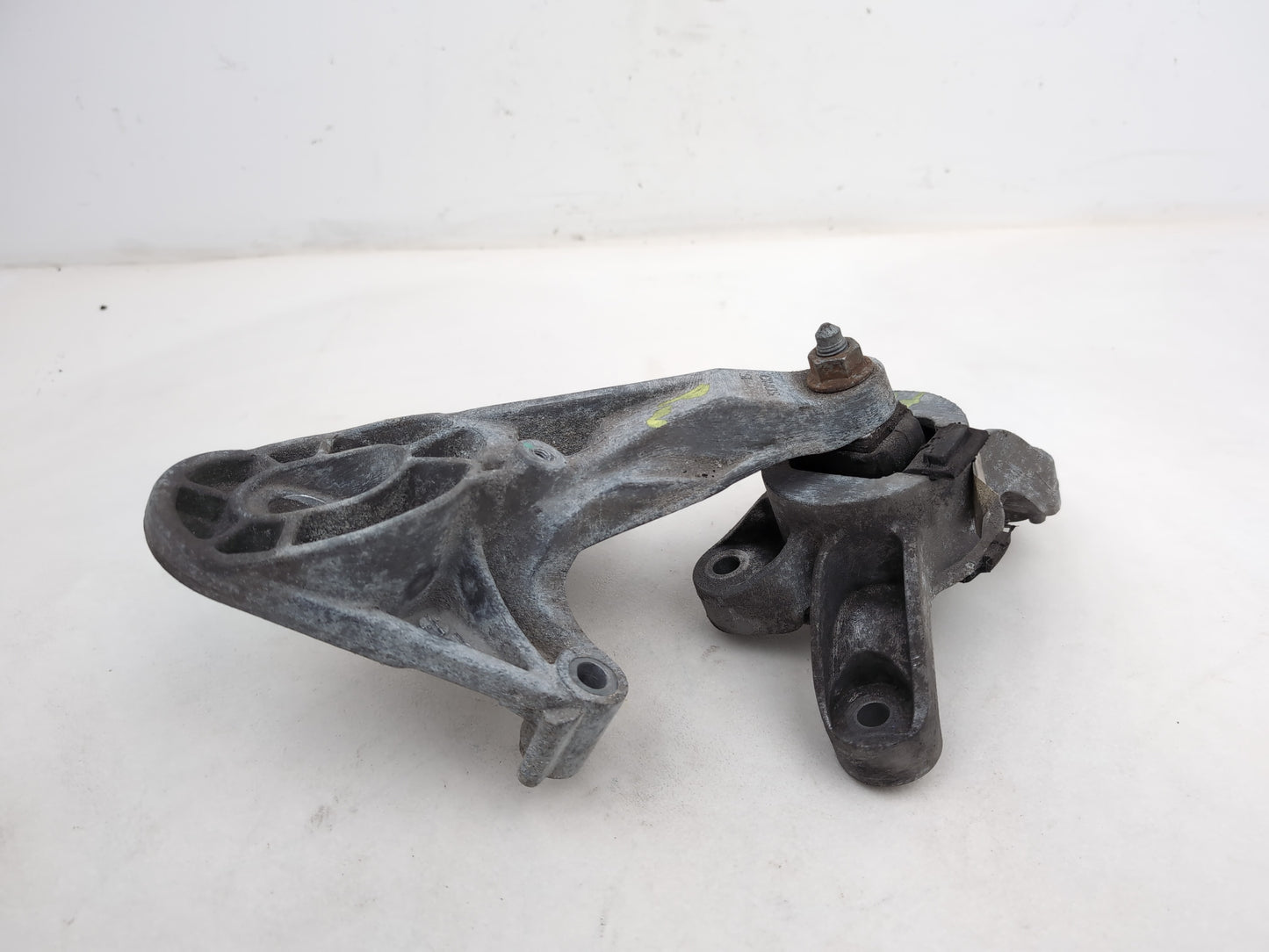 Engine Mounting Bracket Front 1