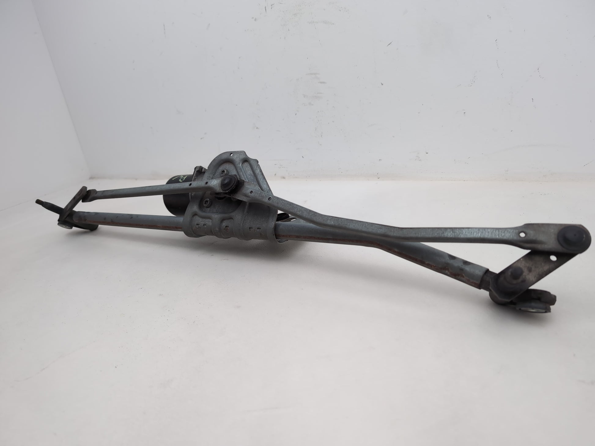 Front Wiper Motor & Mechanism / Linkage 7