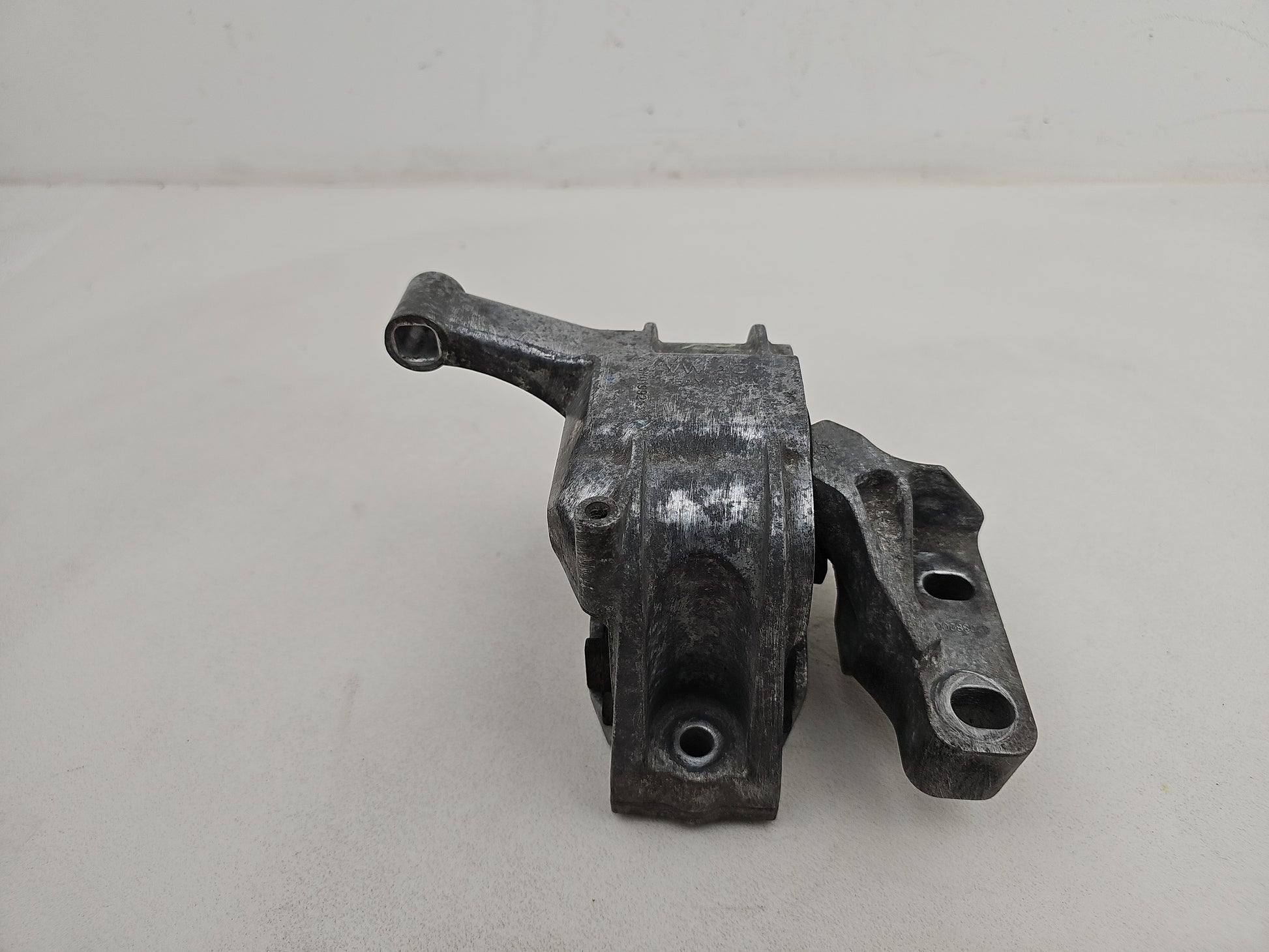Engine Mounting Bracket Front 7