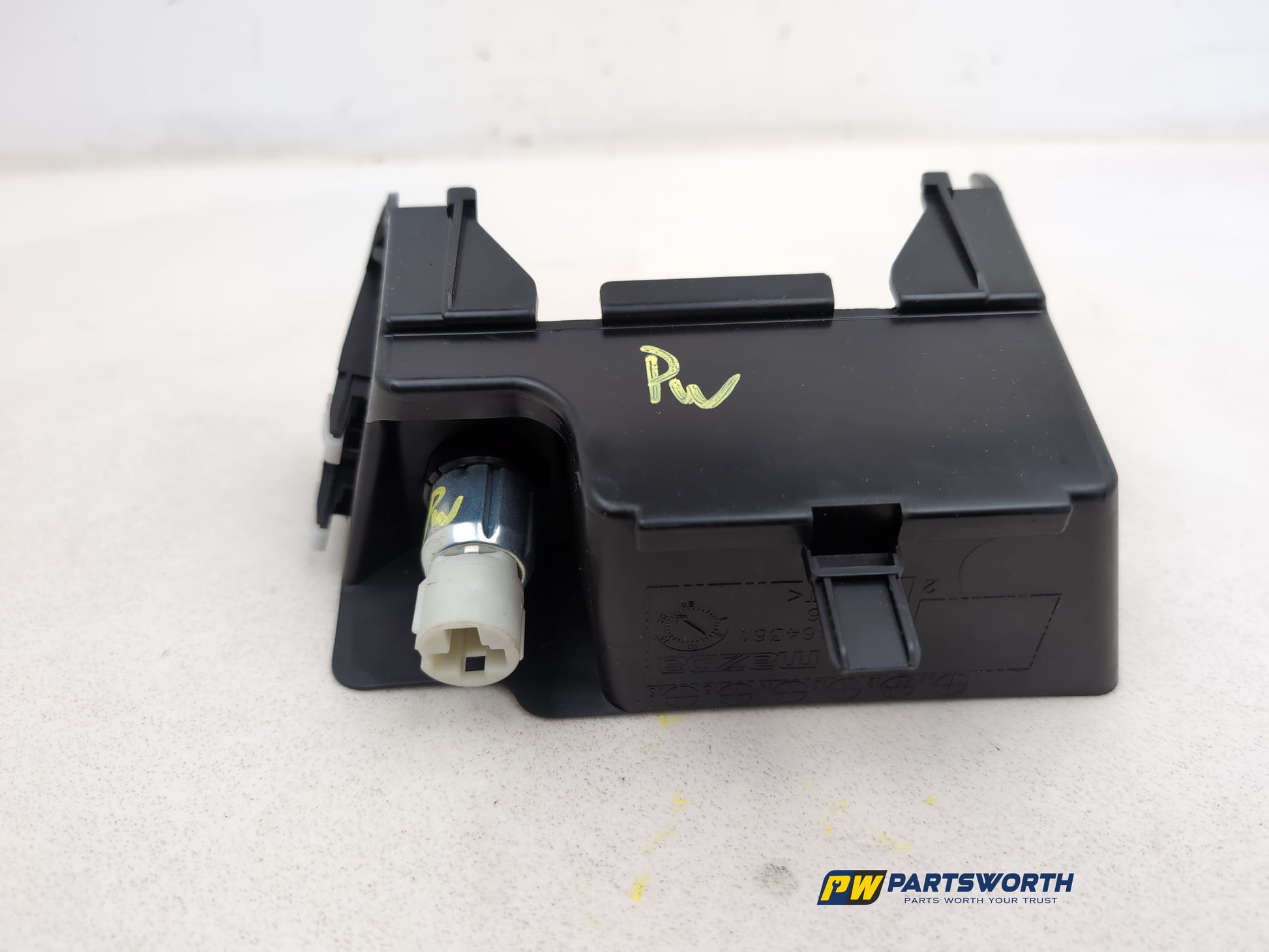 Centre Console Storage Tray 4