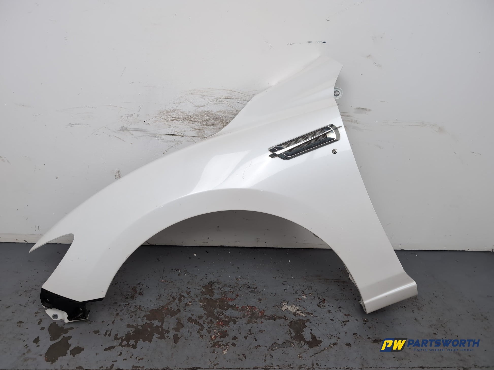 Wing Front LH 1