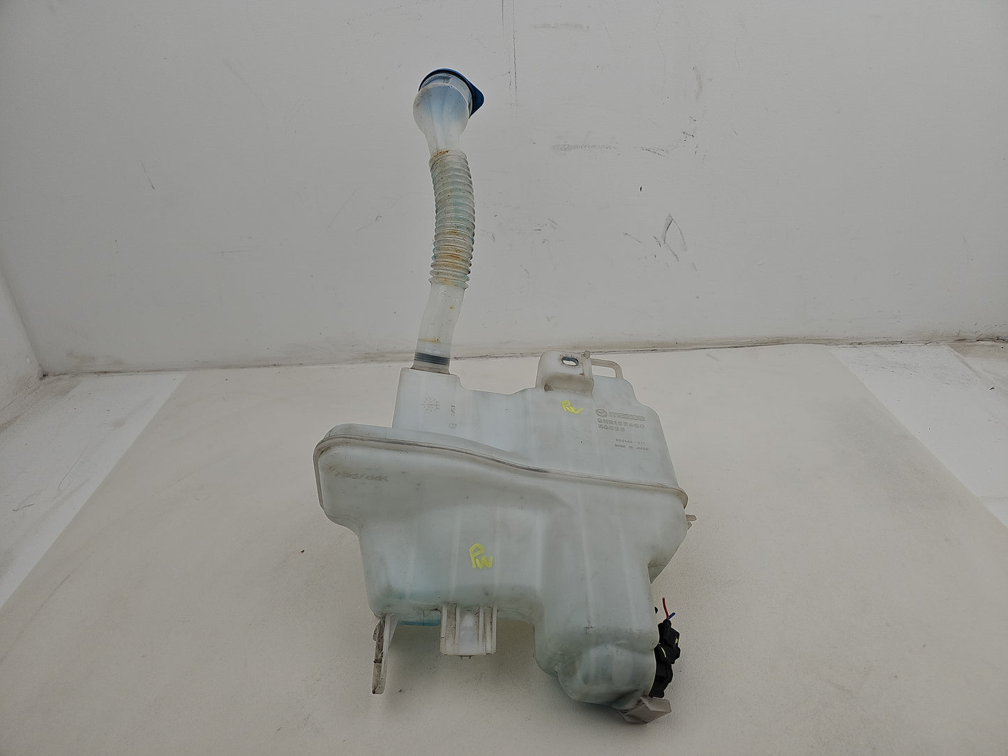 Washer Bottle Windscreen 1
