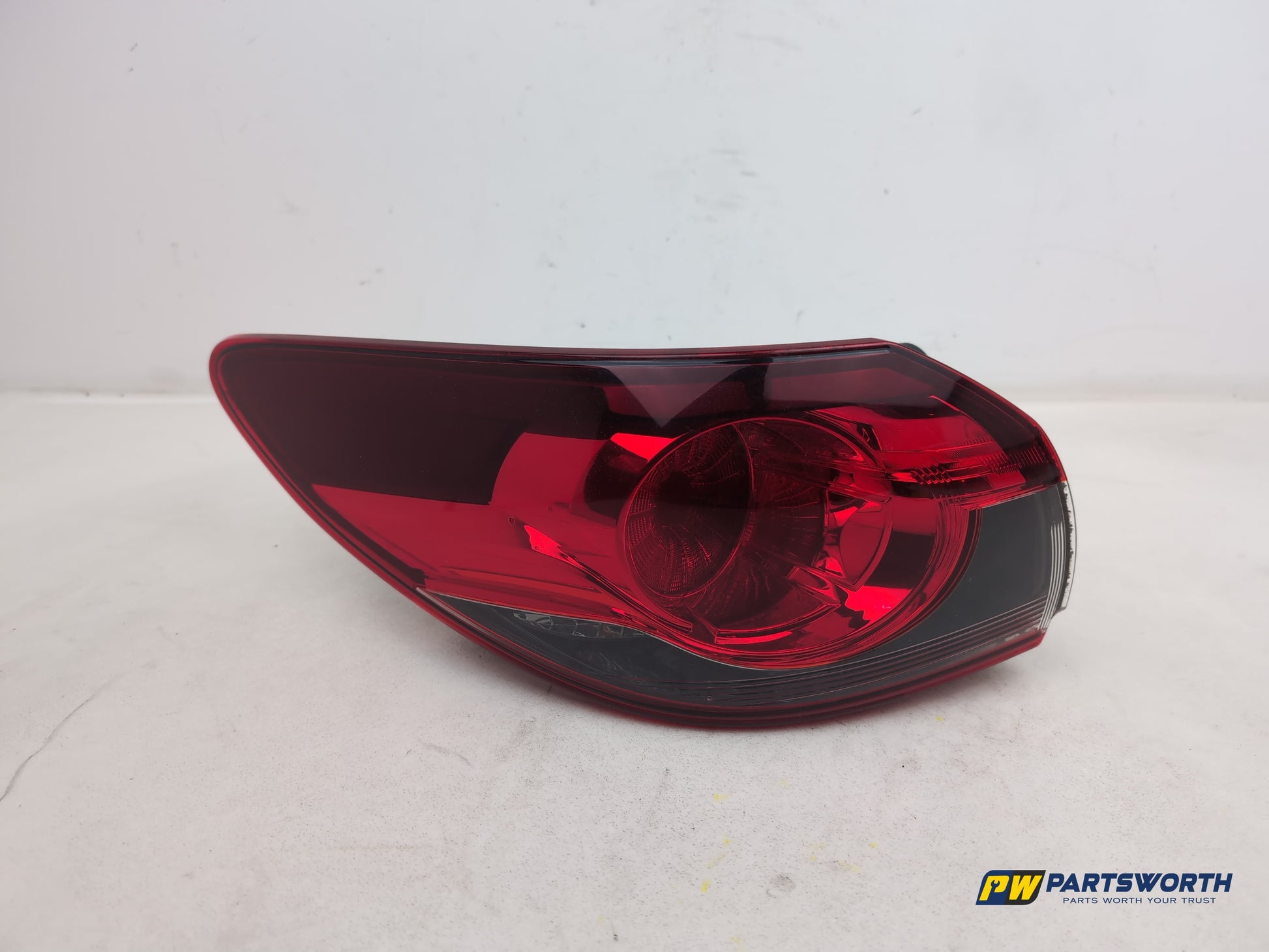 Mazda 6 Se-L Nav D Lamp Assembly Rear Left Outer Tail Light Lh 22041897
