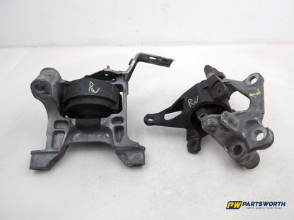 Set Of Engine Mounts LH + RH 1