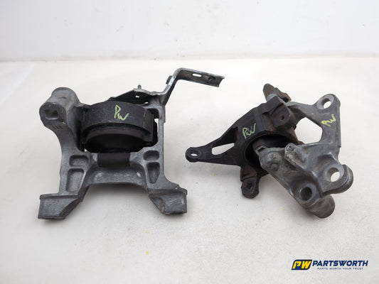 Mazda 6 Se-L Nav D Set Of Engine Mounts Lh + Rh Set 2013-2015