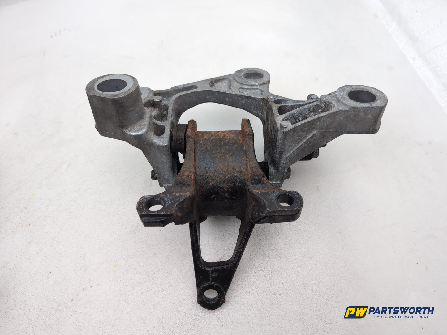 Set Of Engine Mounts LH + RH 7