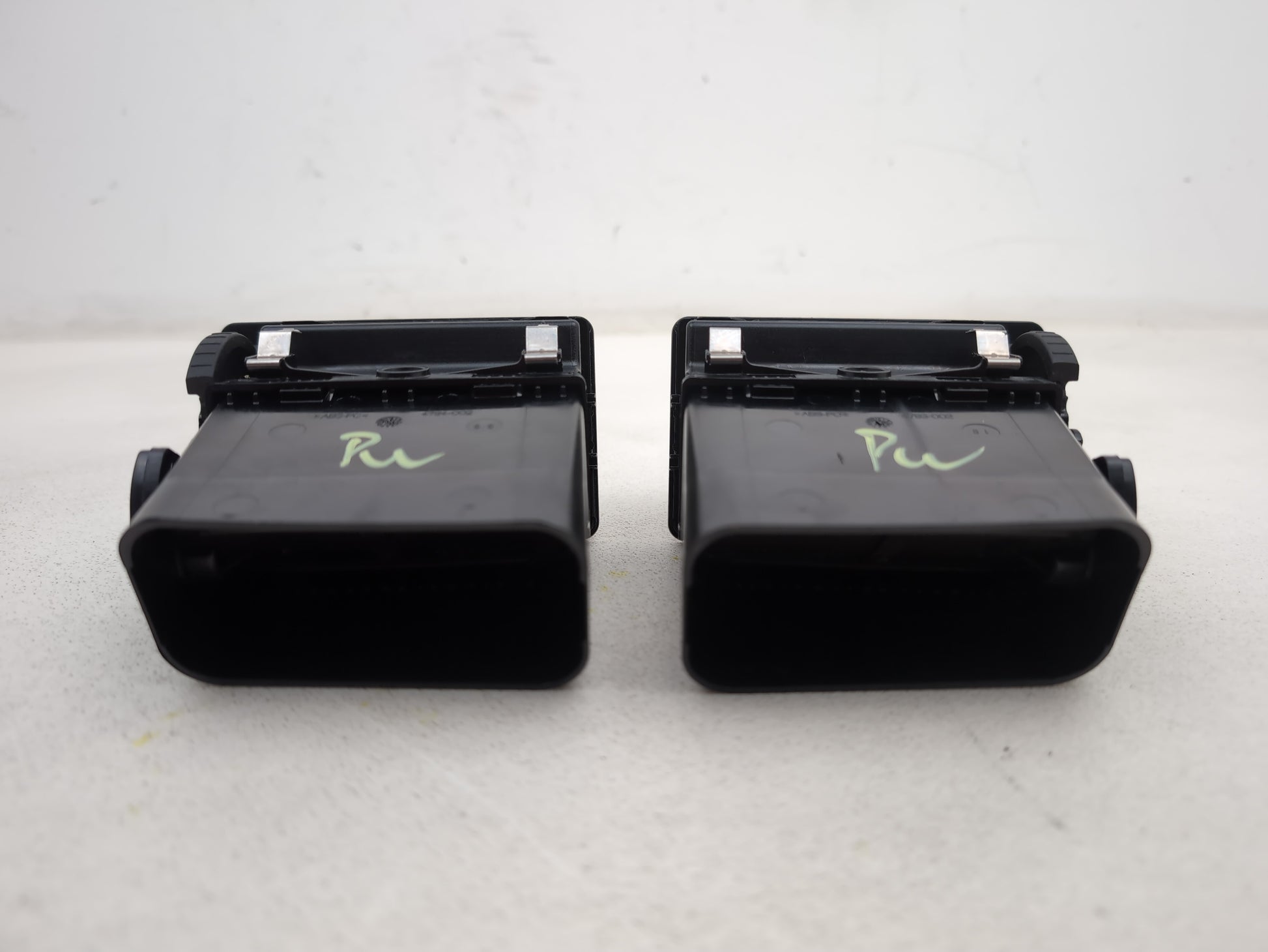 Dashboard Trim With Air Vent  7