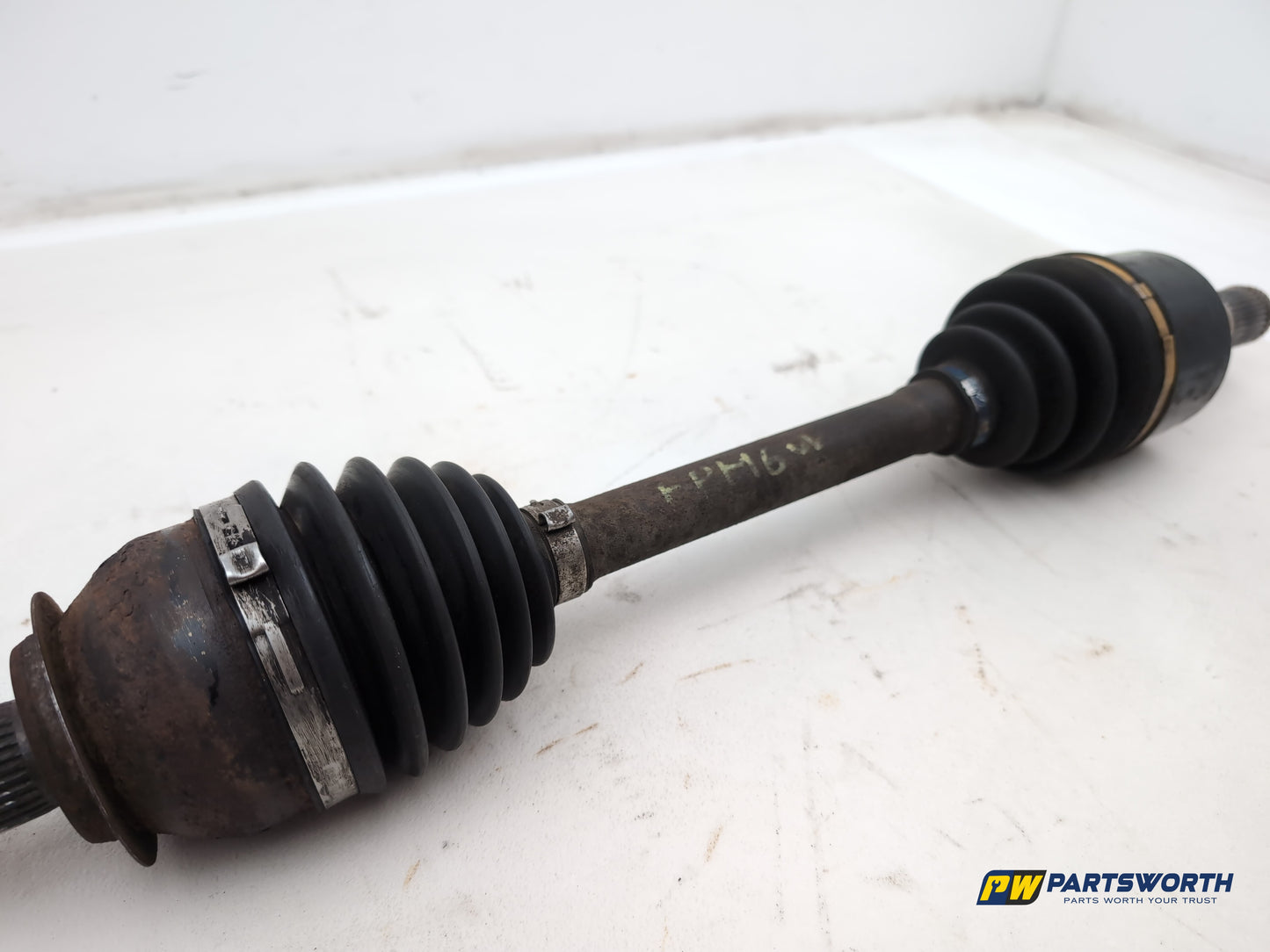 Driveshaft Front LH 6