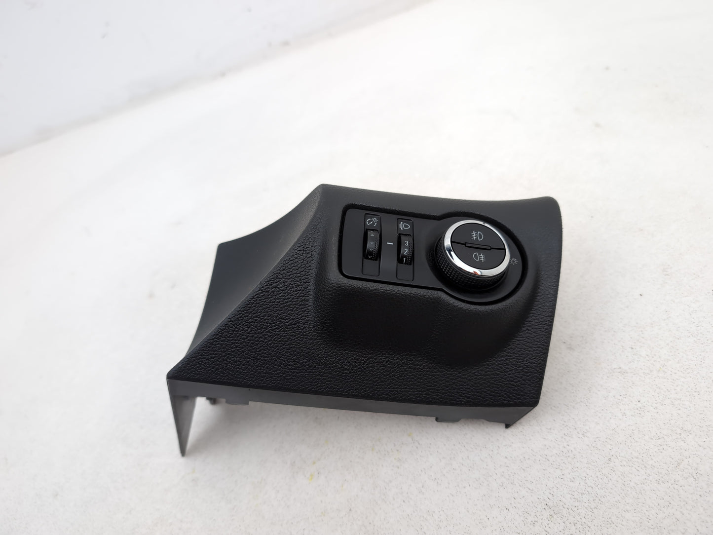 Switch Headlamp 1
