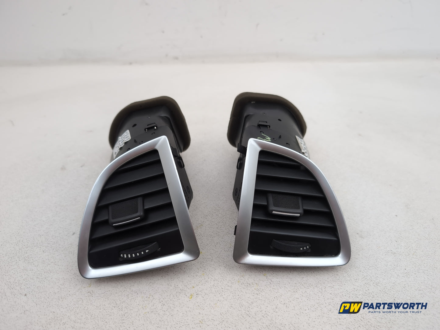 Dashboard Trim With Air Vent  1
