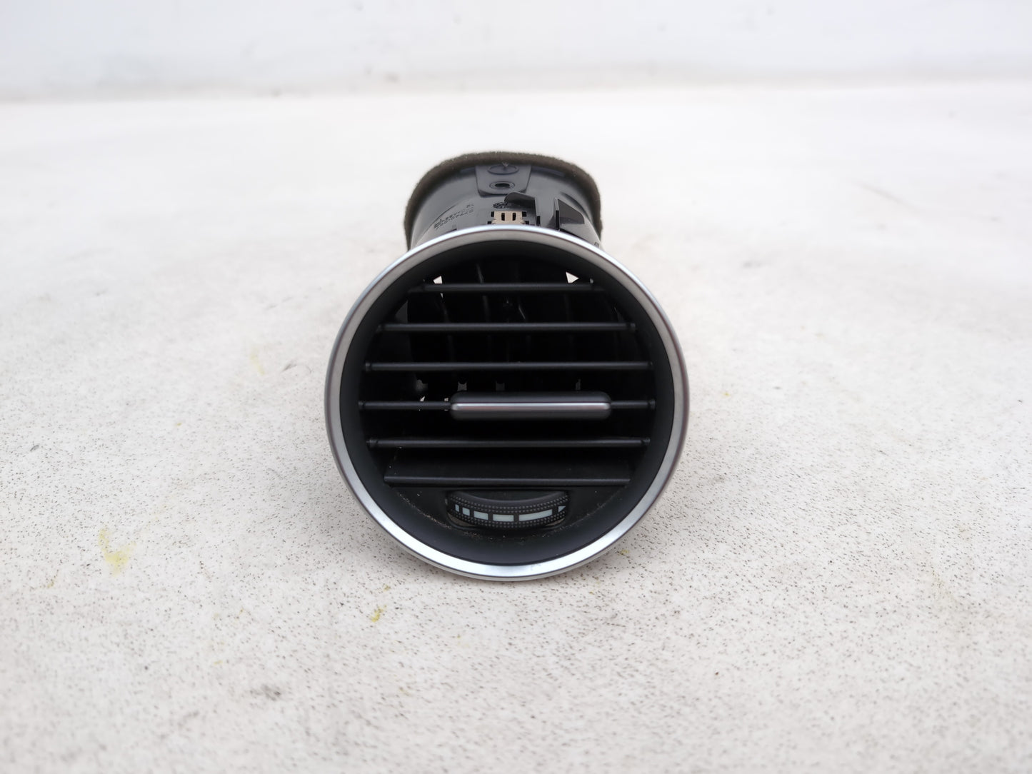 Dashboard Trim With Air Vent  1