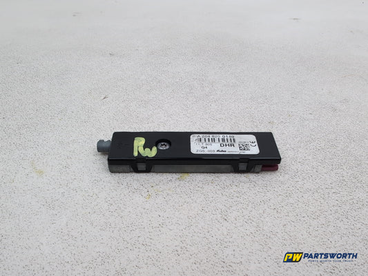 Mercedes-Benz C250 Amg Sport Ed125 Cdi Bcy A Aerial Antenna Amplifier Unit