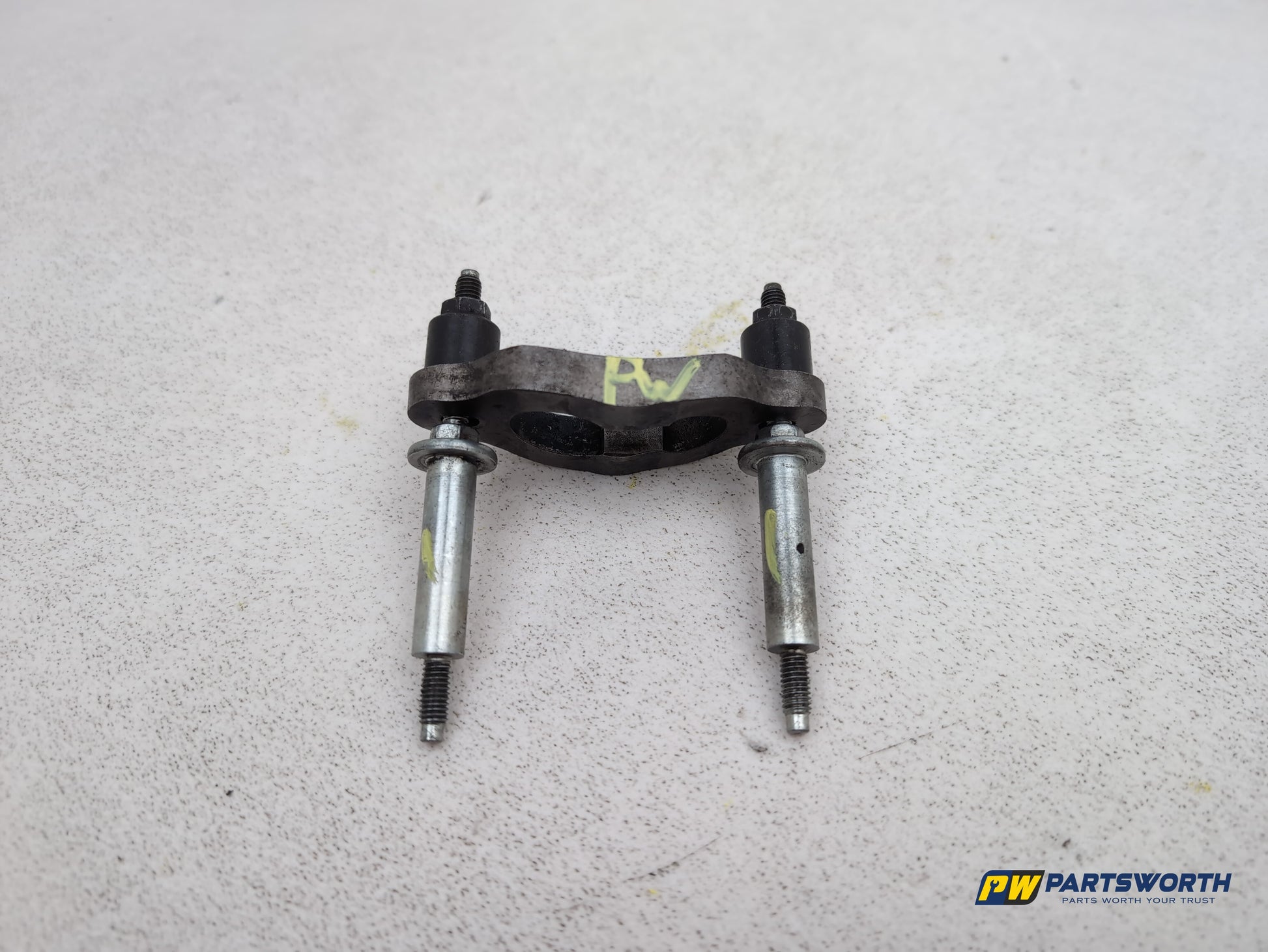 Engine Mounting Bracket 1