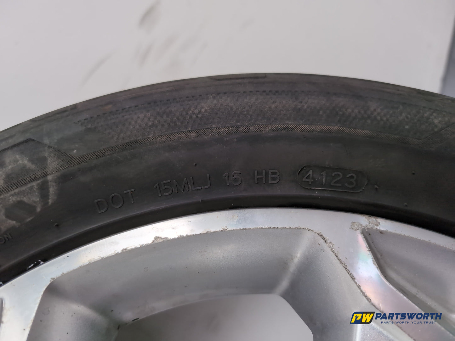 Wheel Road Alloy 7