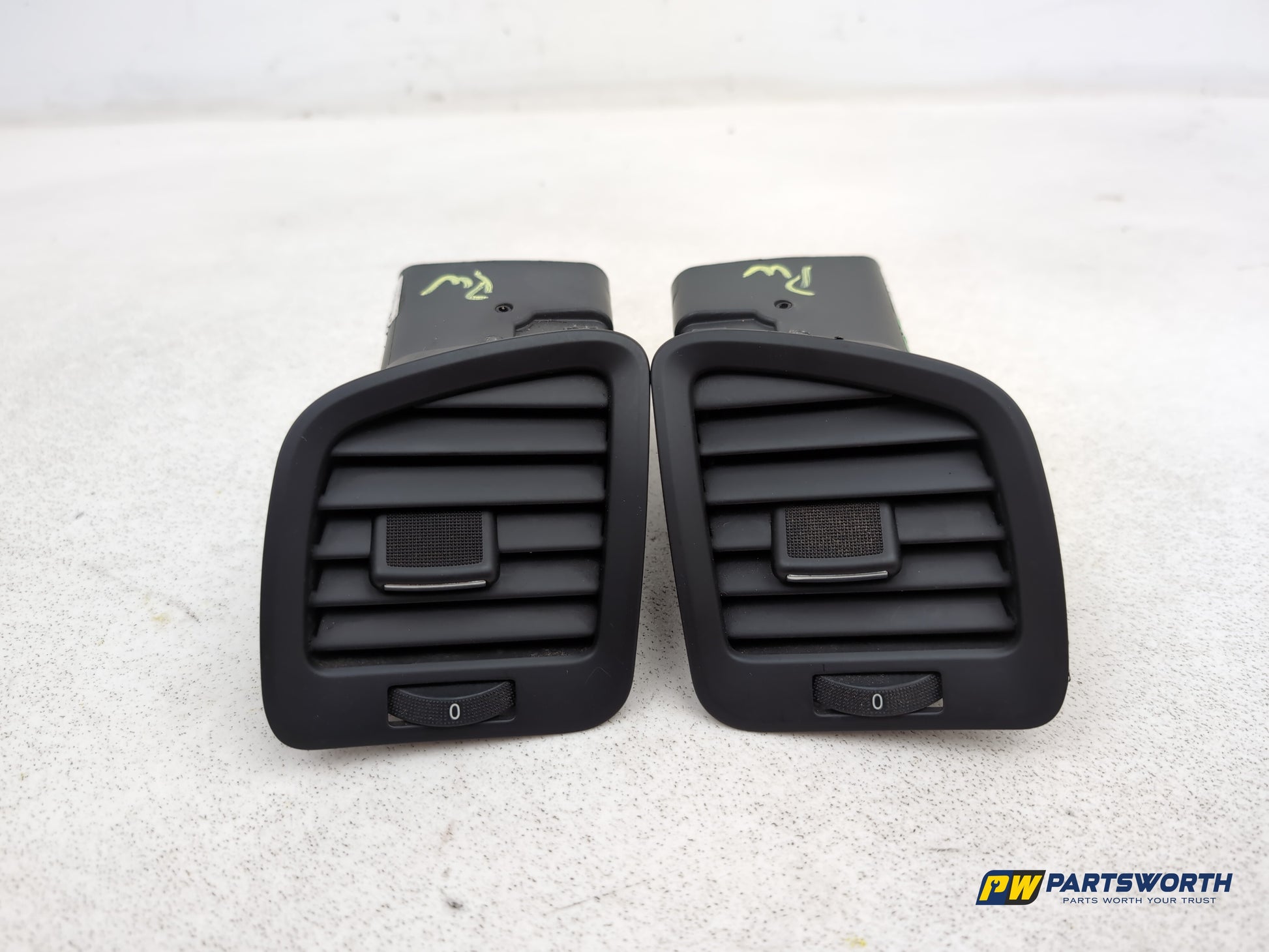 Dashboard Trim With Air Vent  1