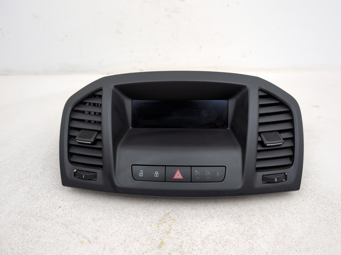Radio - DAB/CD Player, Display screen + Facia  7