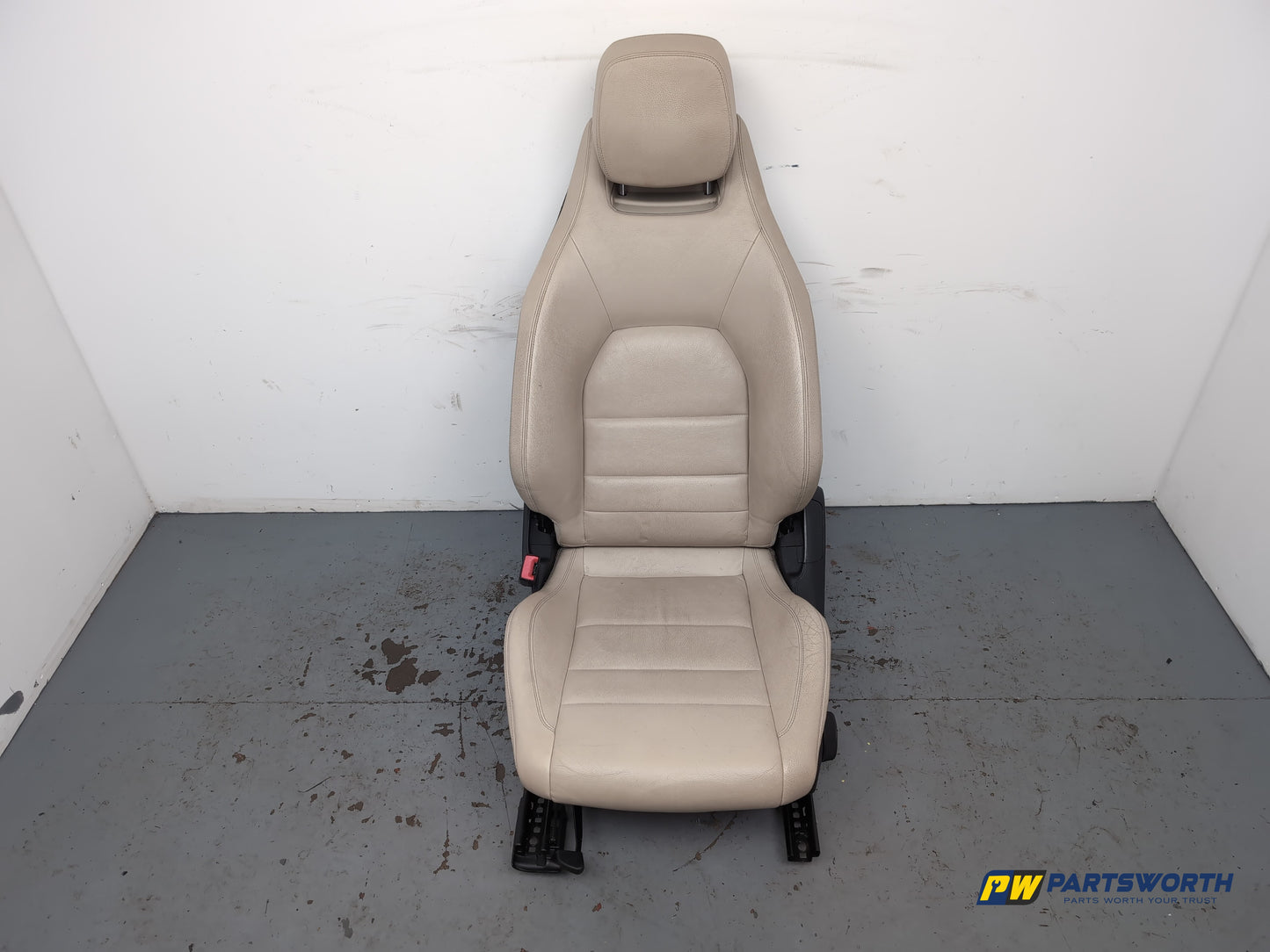 Seat Front LH 1