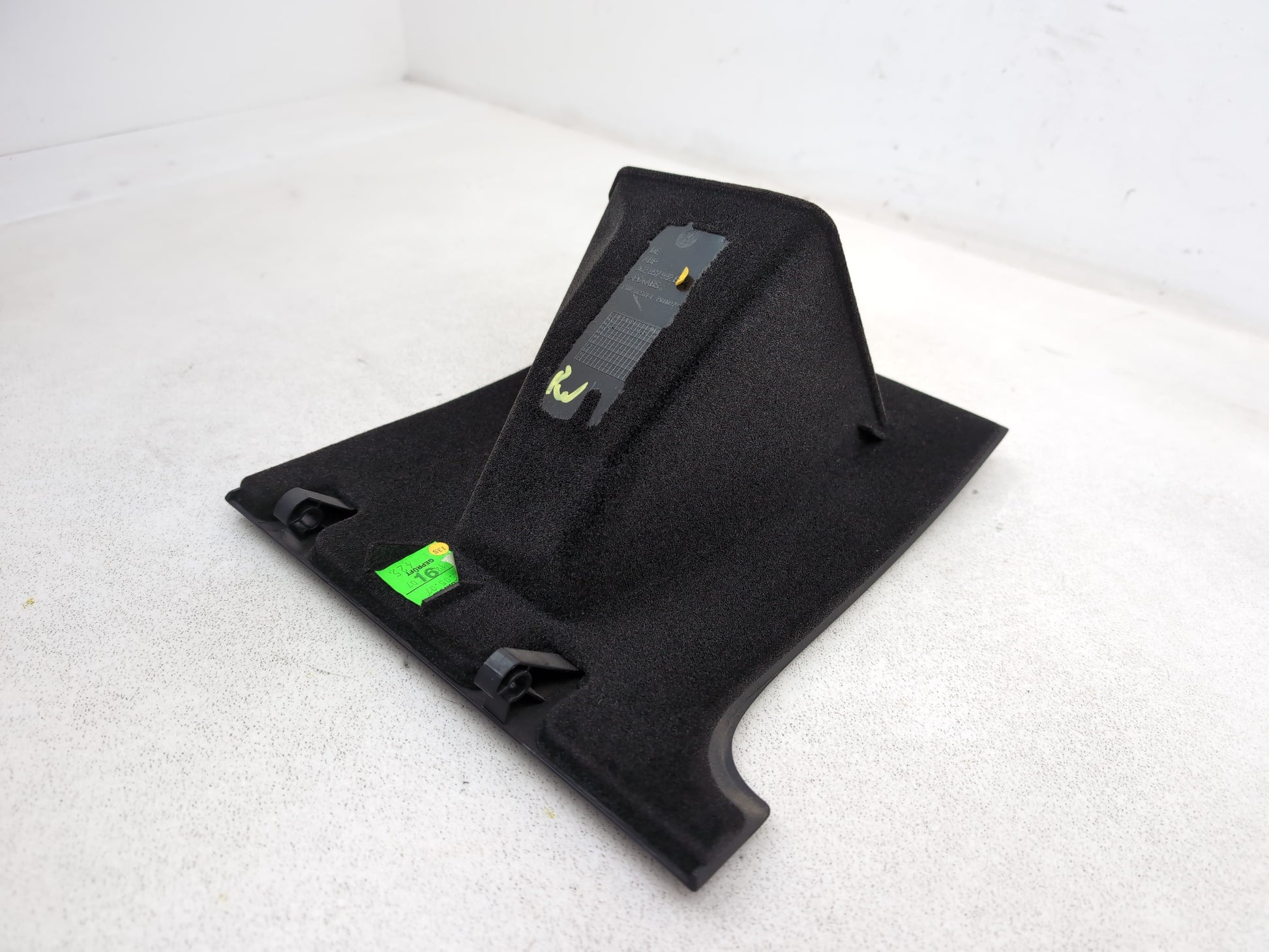 Glove Compartment Assembly 7