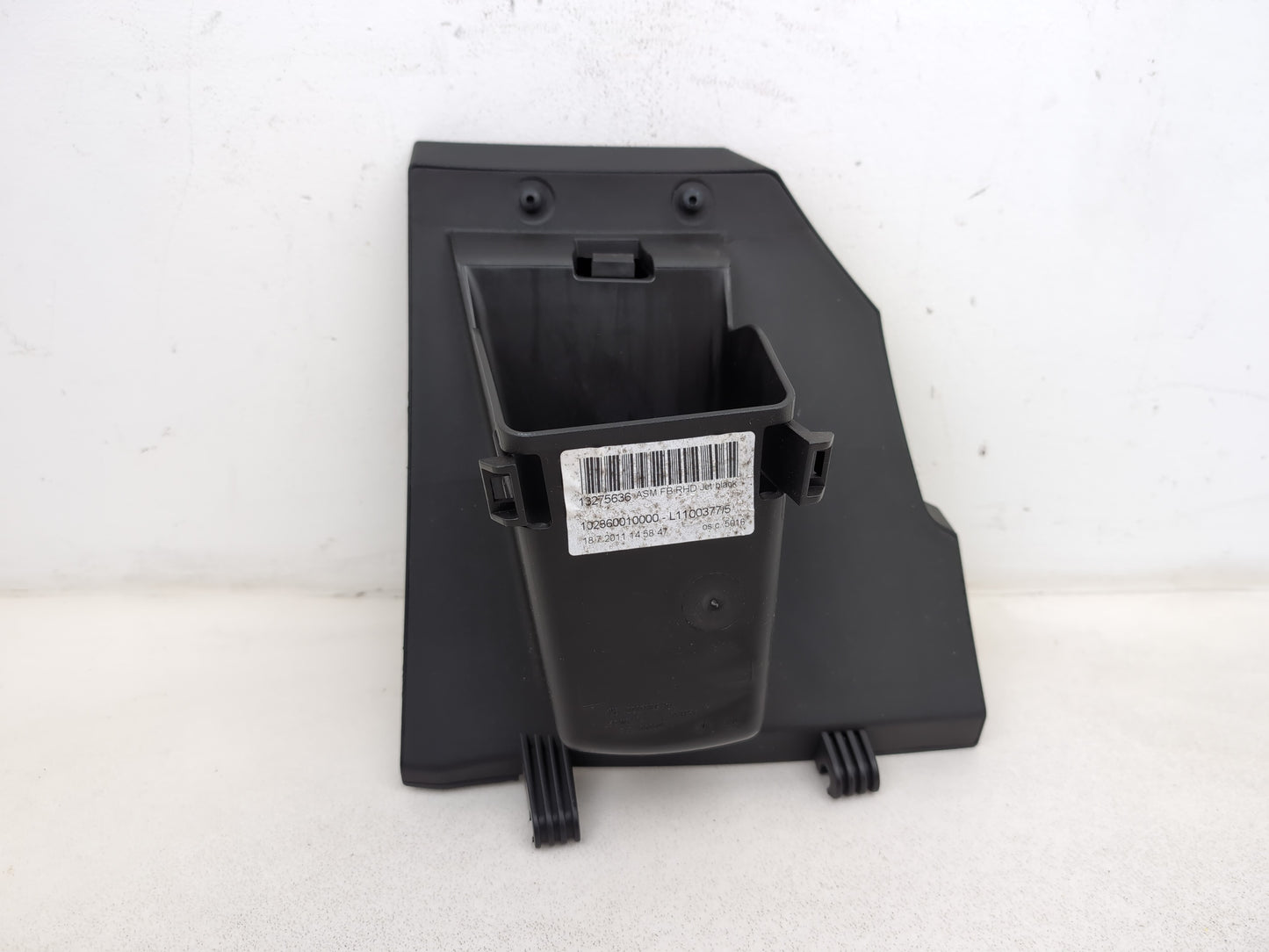 Glove Compartment Assembly 7