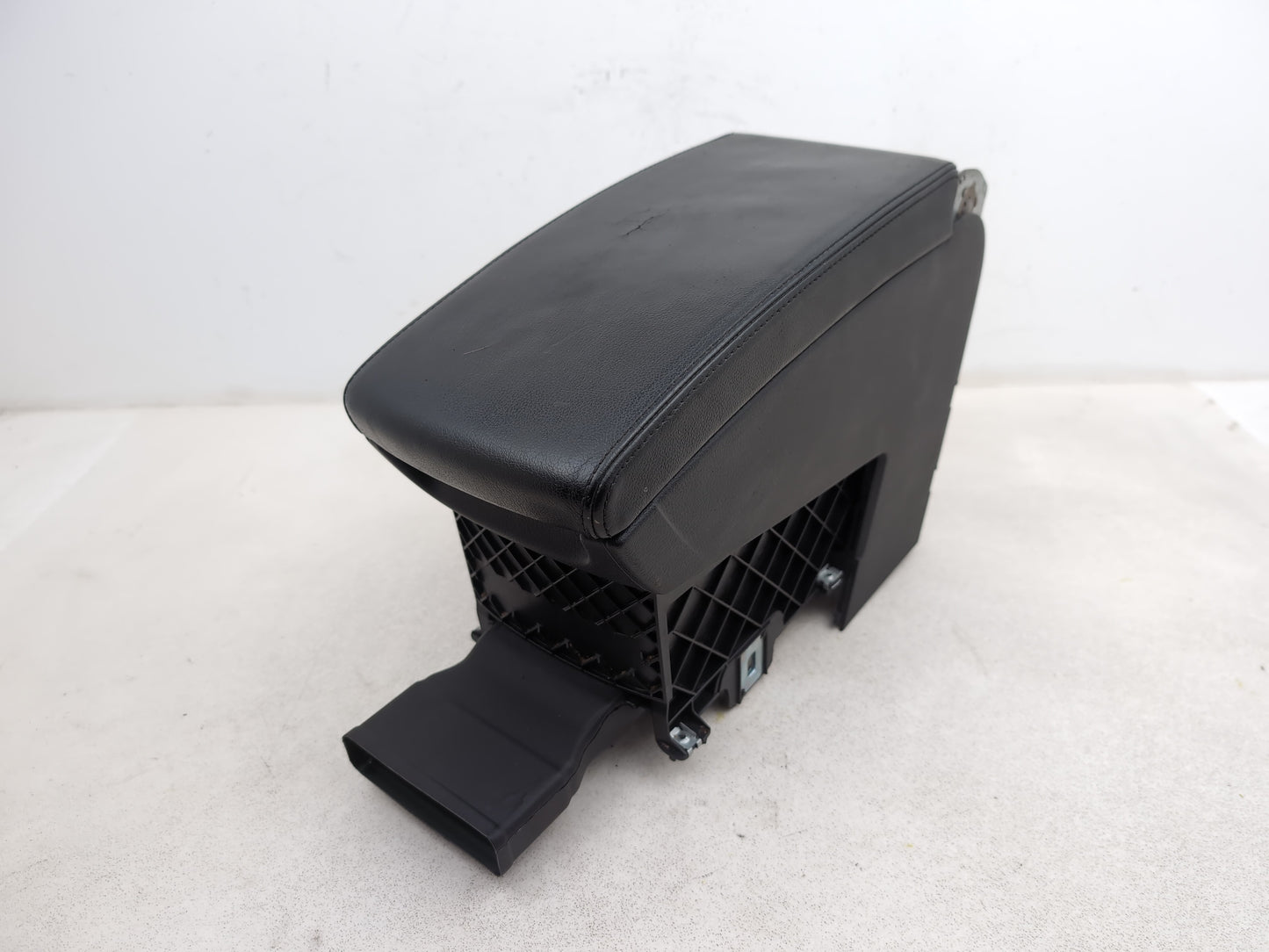 Centre Console Armrest 1