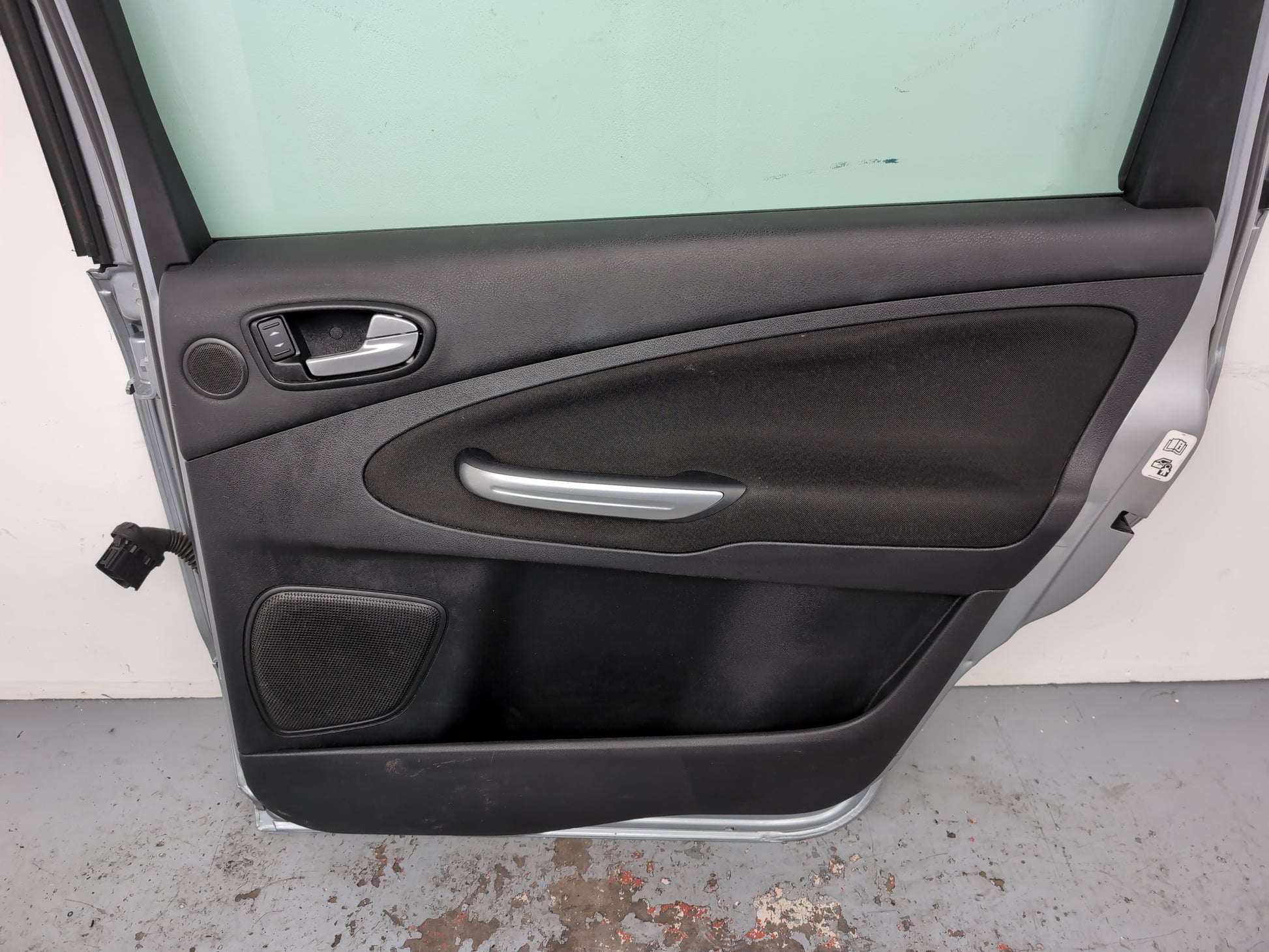 Door Rear RH 11
