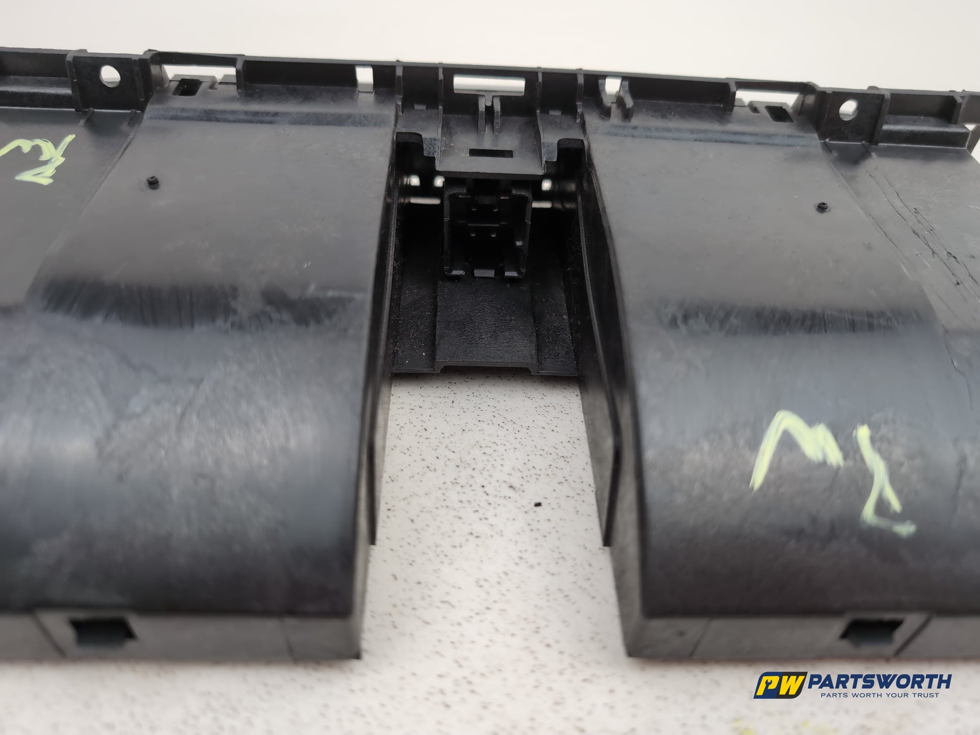 Centre Console Storage Tray 7