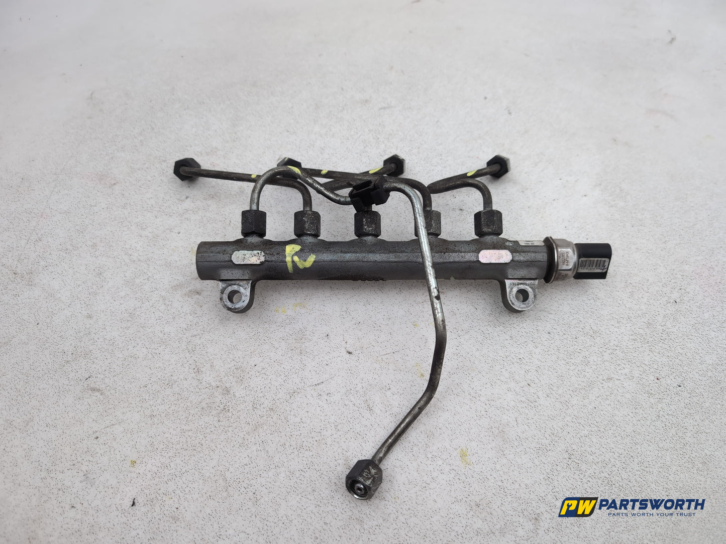 Fuel Rail 1