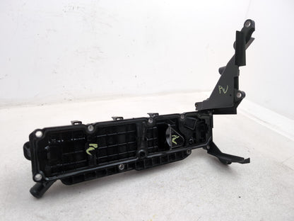 Camshaft Cover  7
