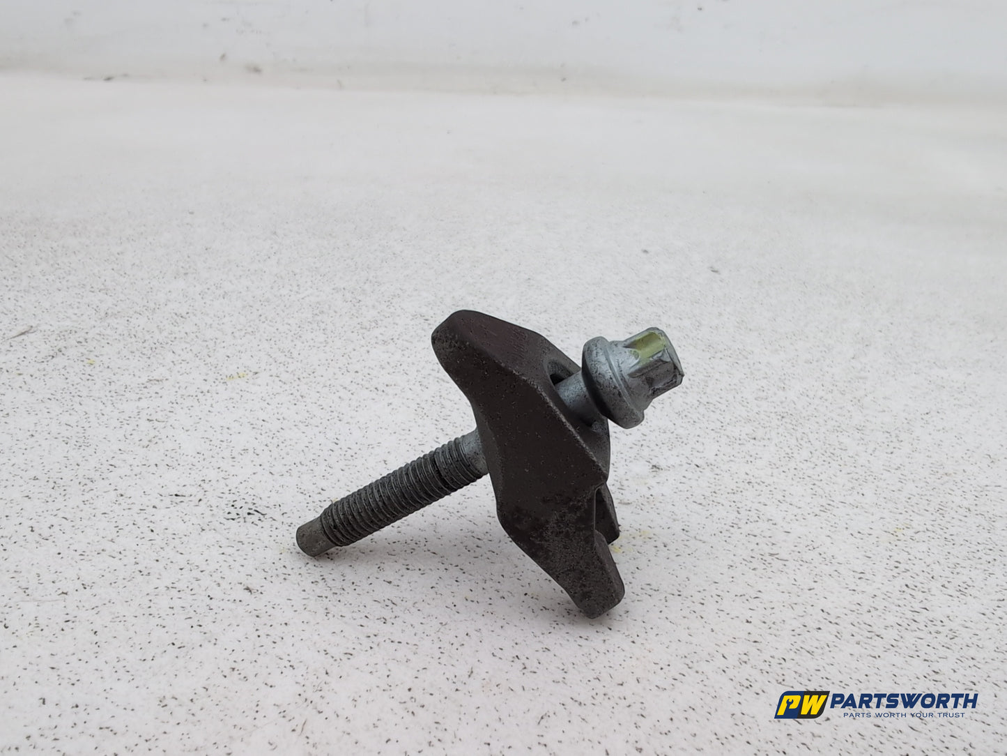 Engine Mounting Bracket 1