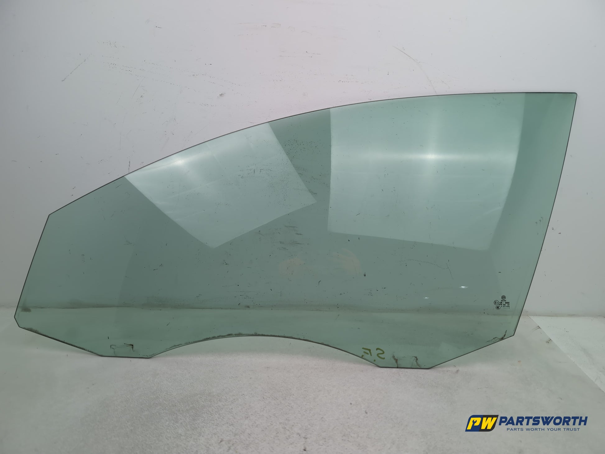 Door Glass Front LH 1