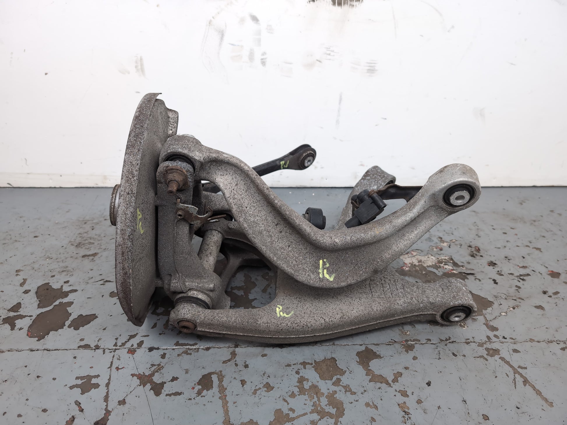 Wheel Hub Rear RH 1