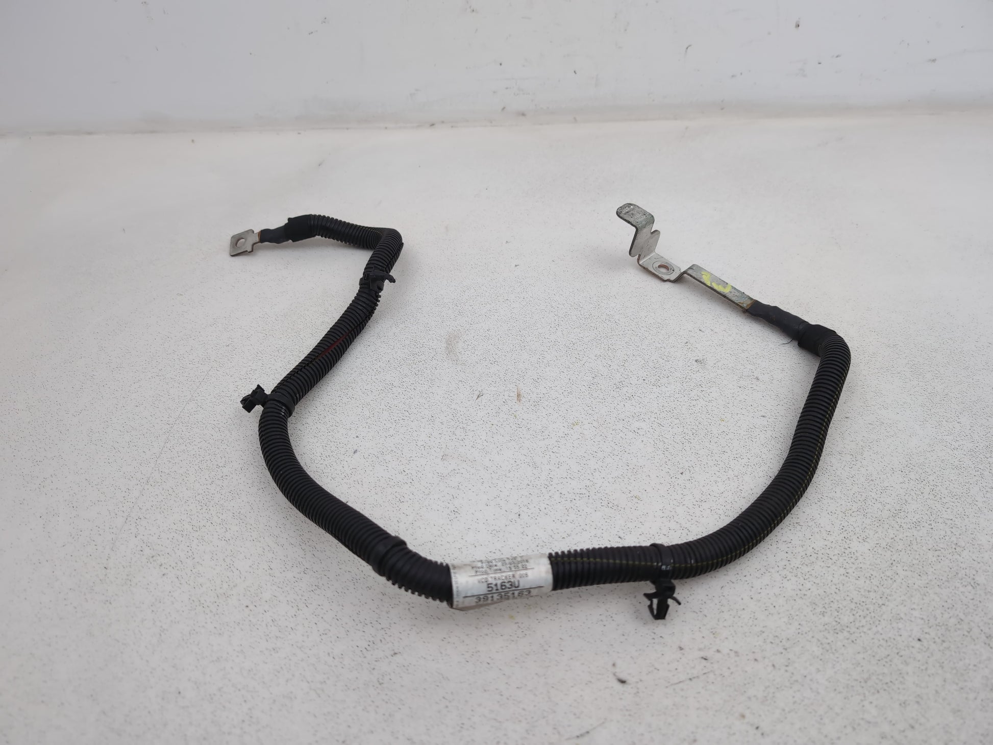 High Voltage Battery Charging Cable 1