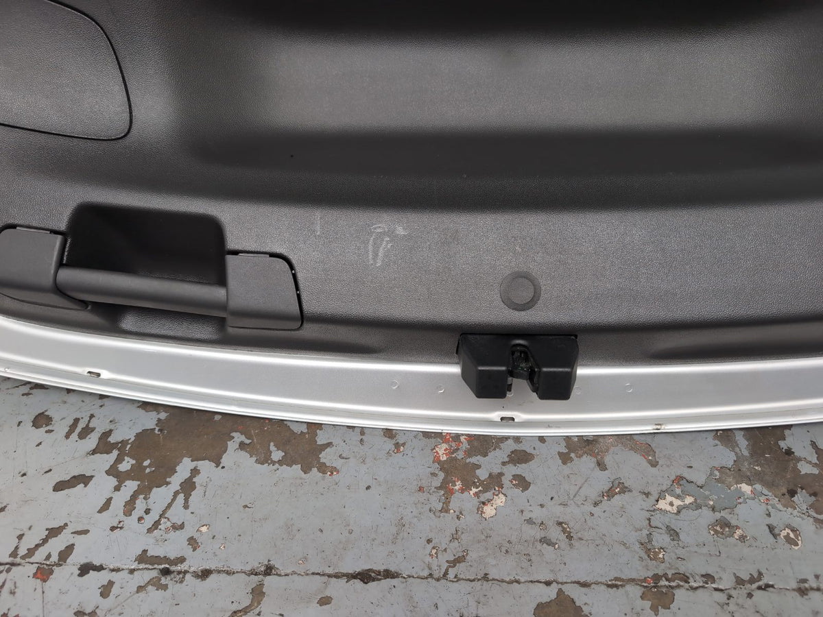 Boot Lid 13
