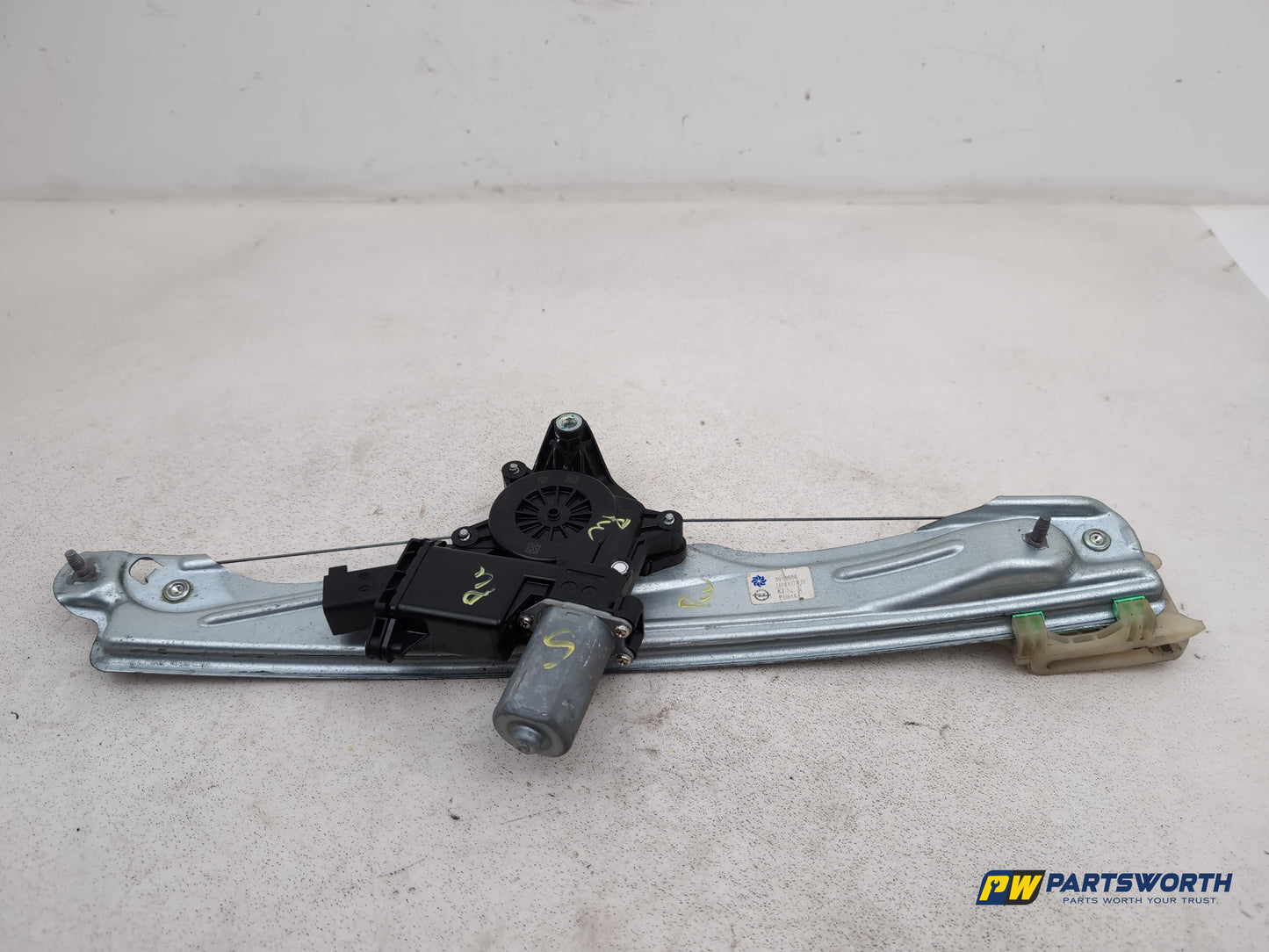Door Rear Window Regulator RH 1