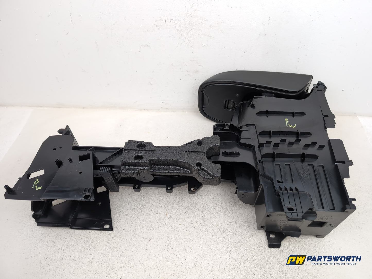 Centre Console Armrest 7