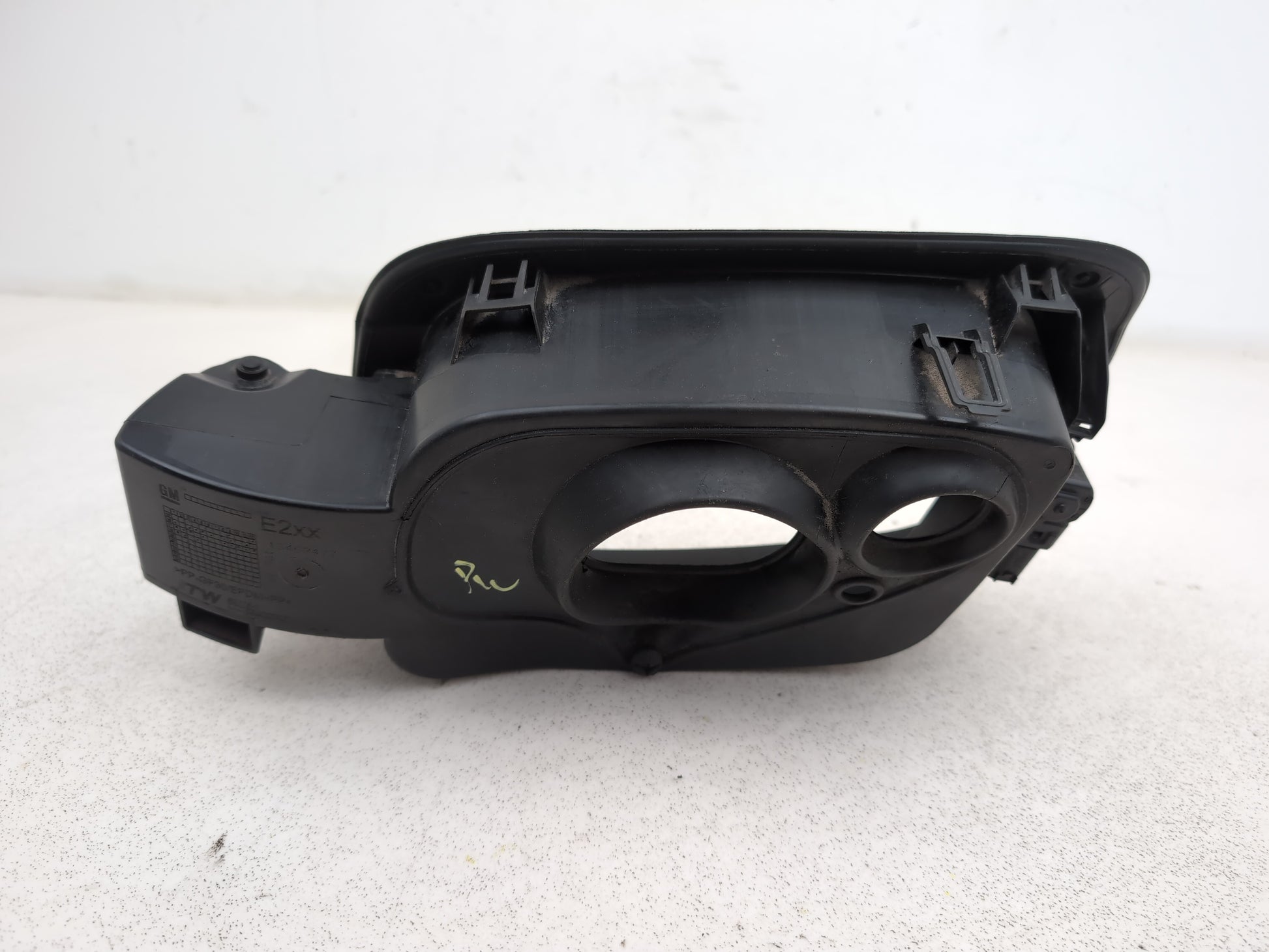 Fuel filler neck 7