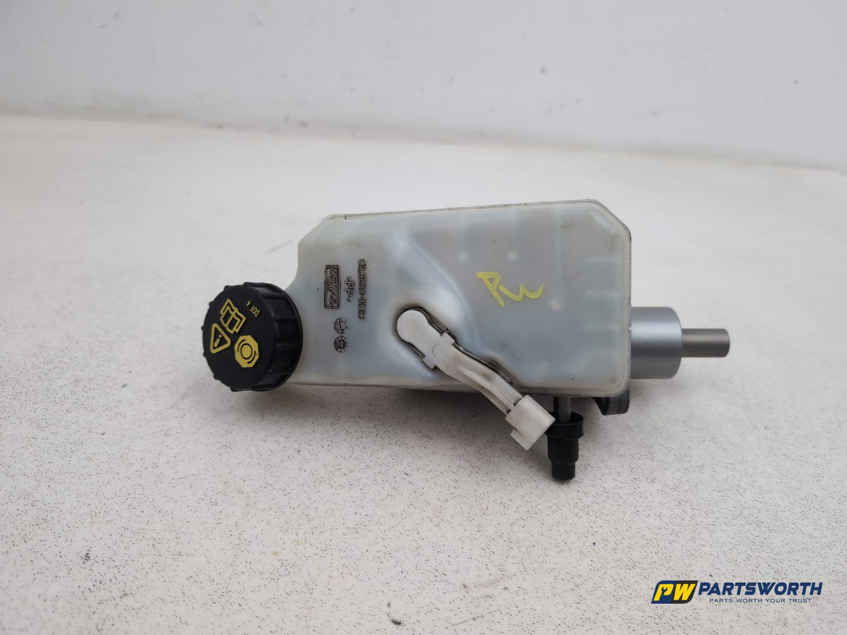 Brake Master Cylinder Assembly 1