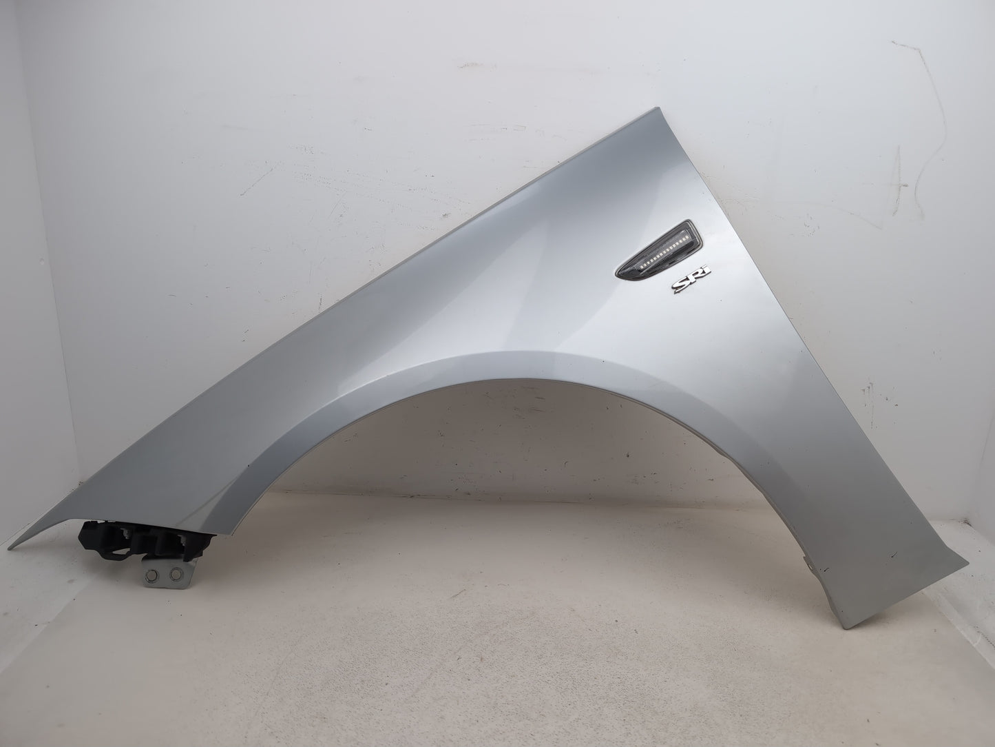 Wing Front LH 1