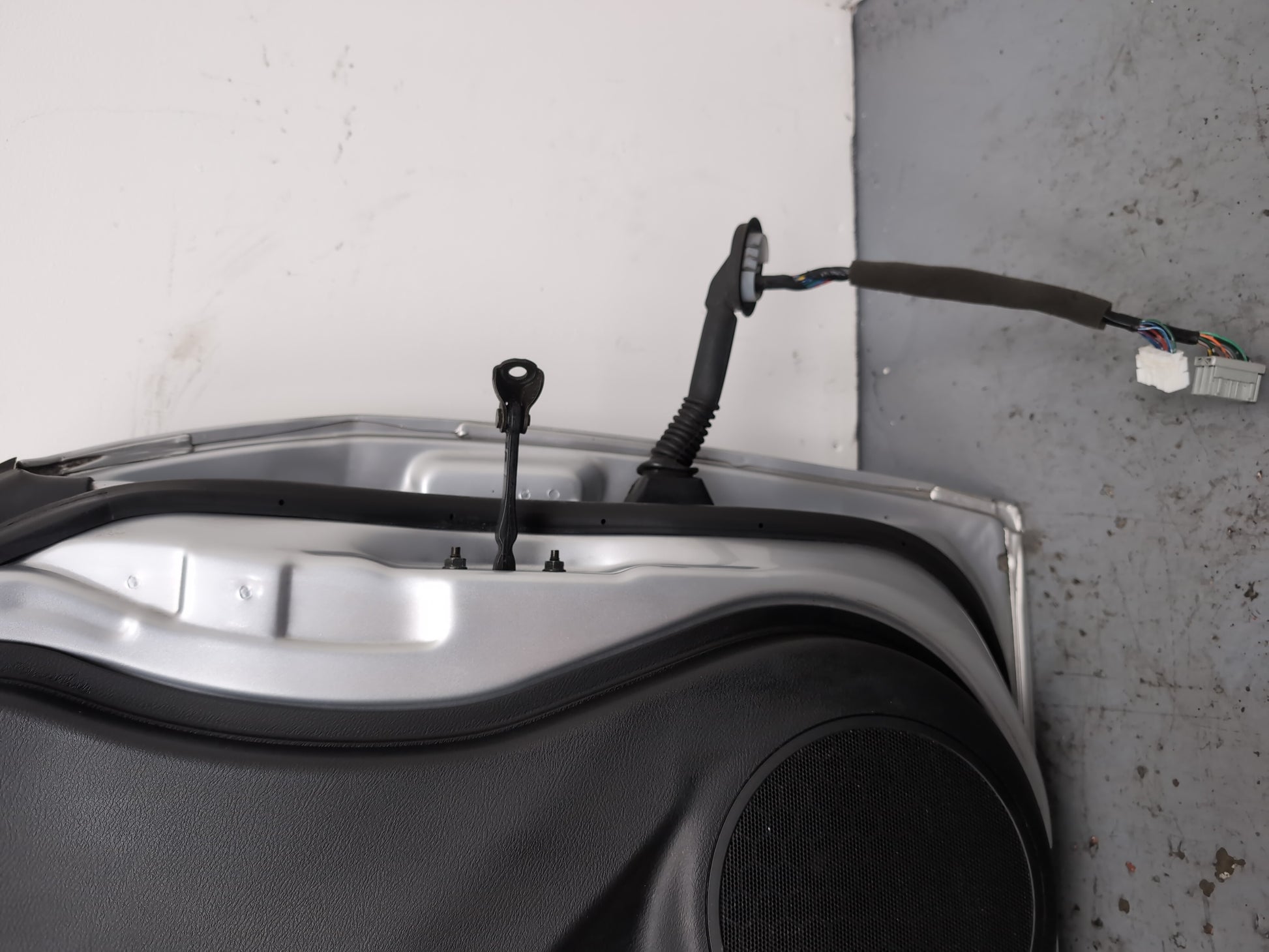 Door Front LH 13