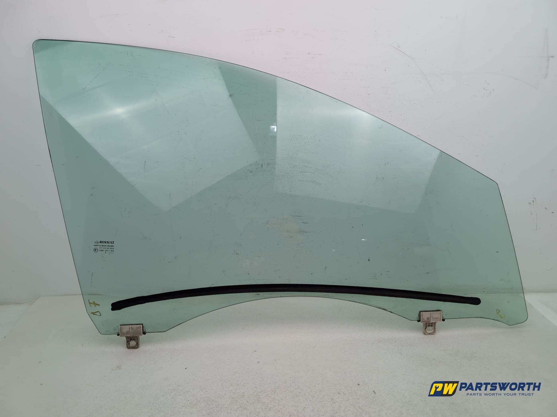 Renault Megane Expression Vvt 110 Door Glass Front Rh Driver Side 2008-2015